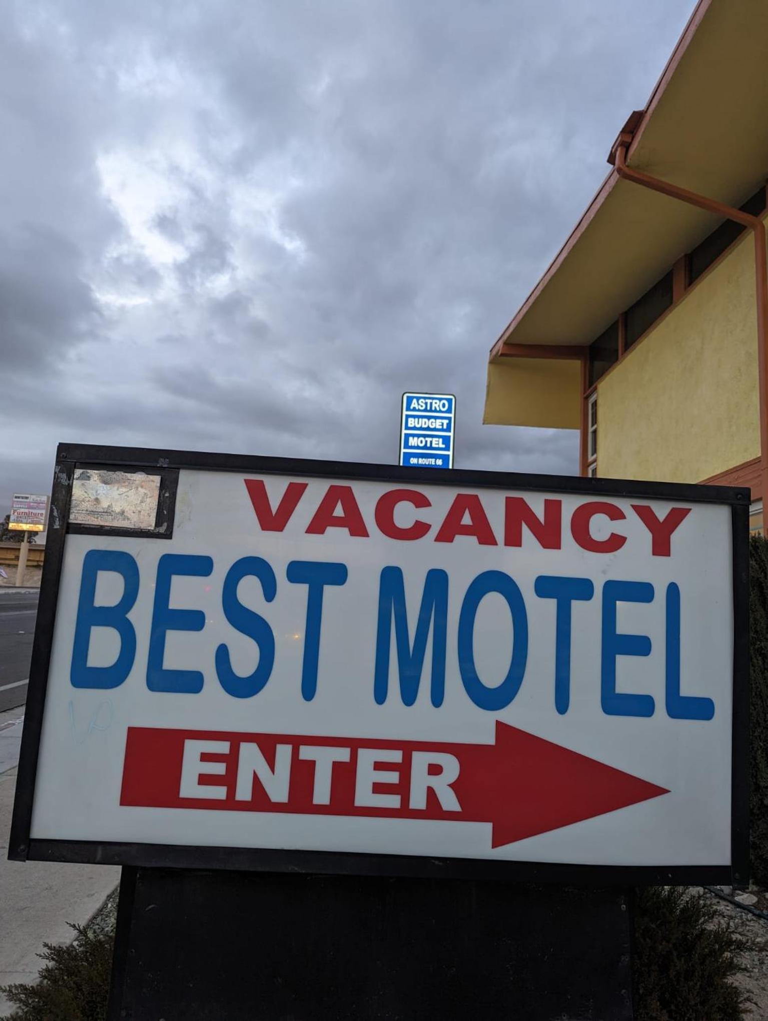 BEST MOTEL on Historic Route 66, Barstow photo 14