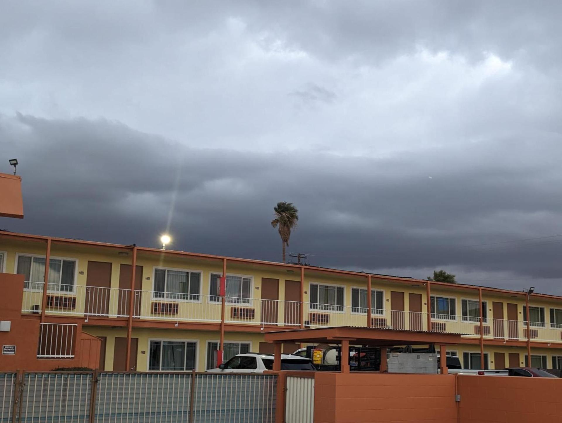 BEST MOTEL on Historic Route 66, Barstow photo 28
