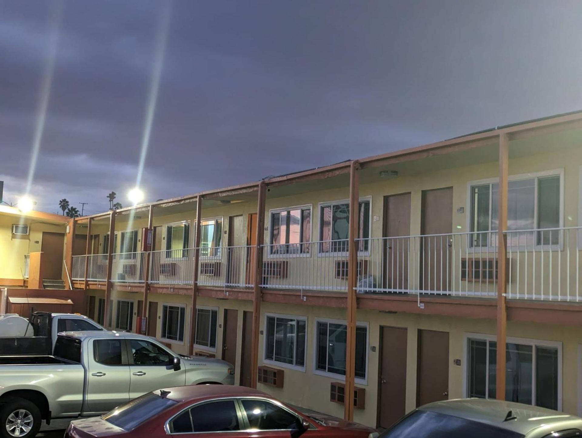 BEST MOTEL on Historic Route 66, Barstow photo 31