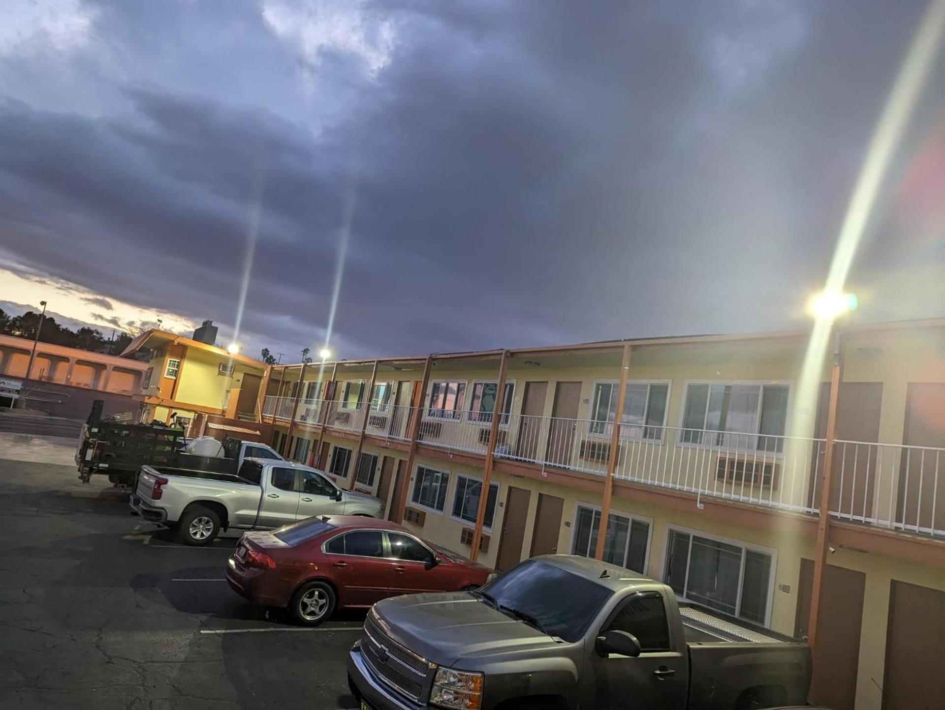 BEST MOTEL on Historic Route 66, Barstow photo 34