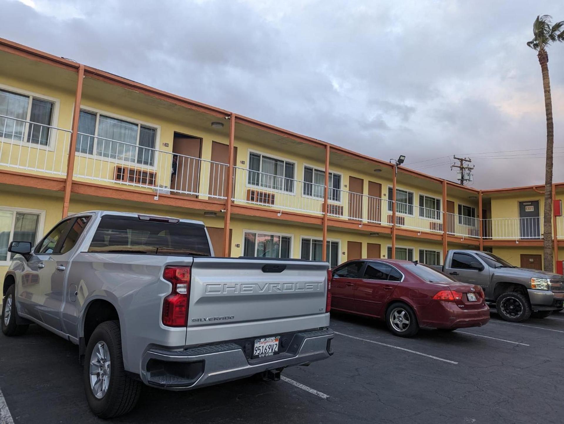 BEST MOTEL on Historic Route 66, Barstow photo 4