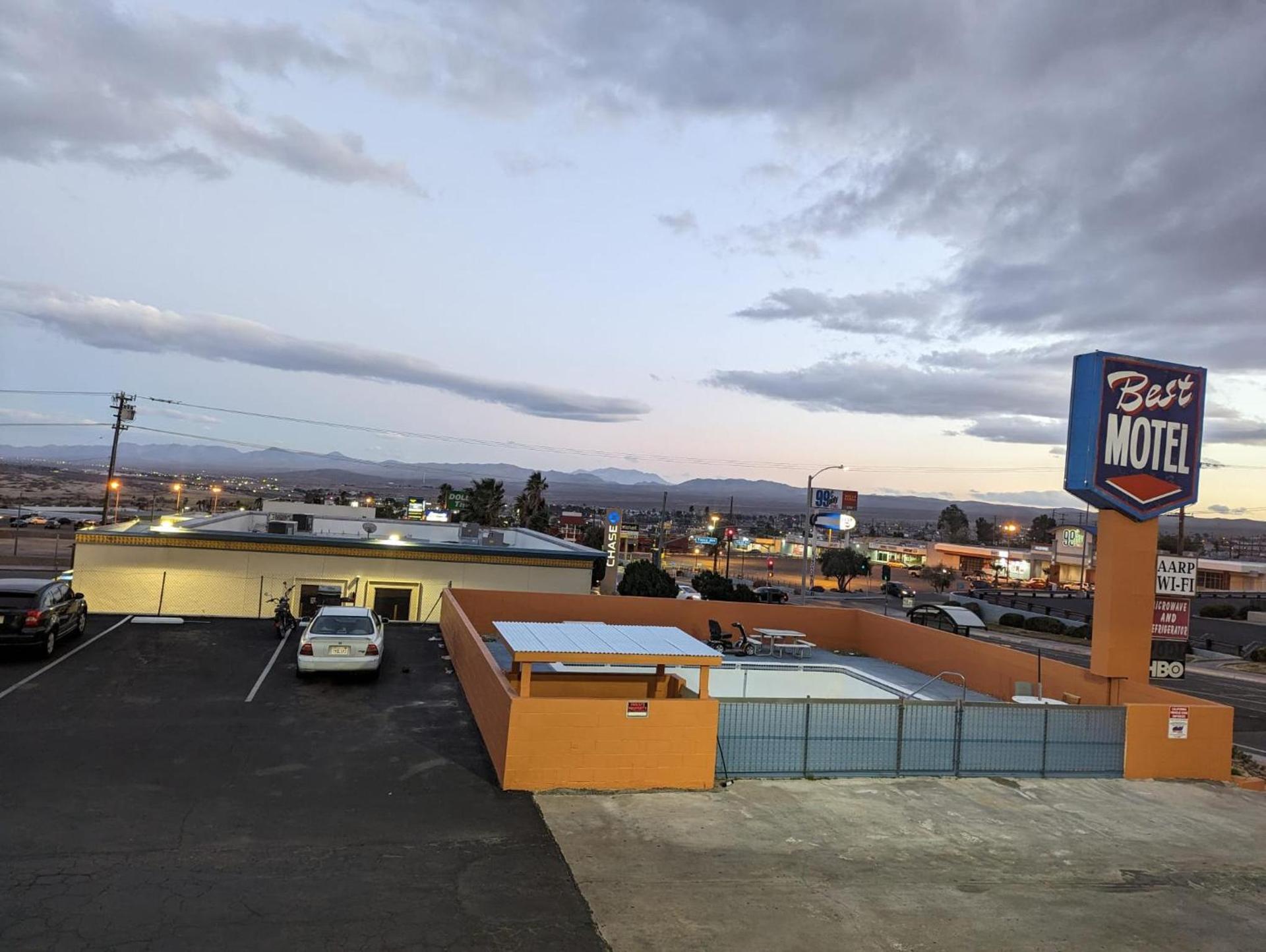 BEST MOTEL on Historic Route 66, Barstow photo 48