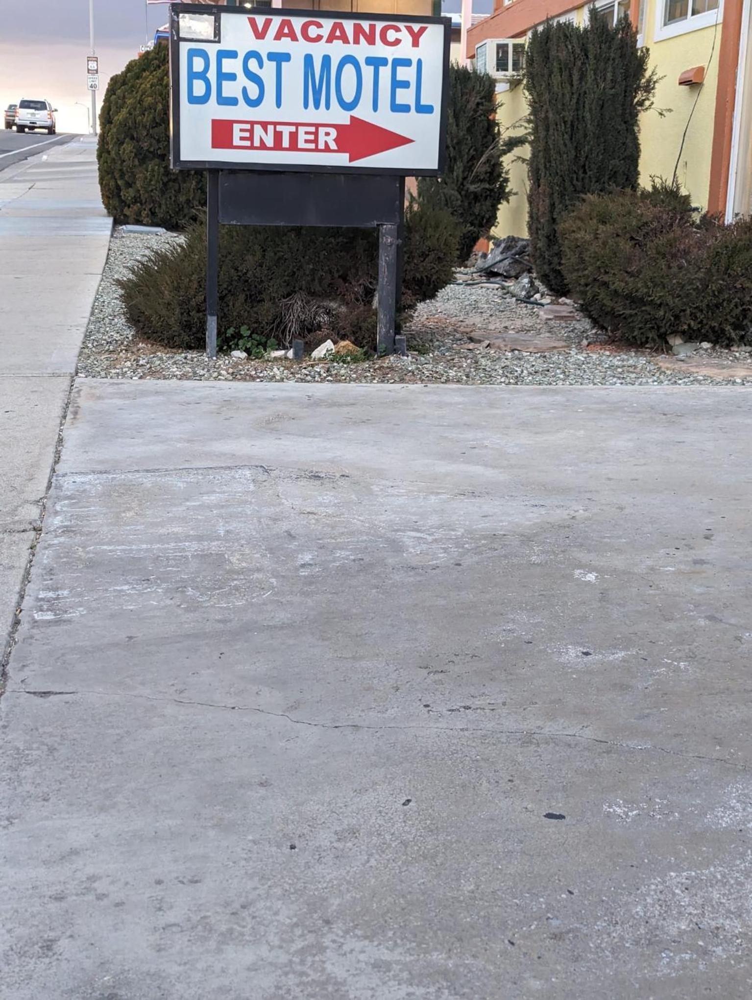 BEST MOTEL on Historic Route 66, Barstow photo 56