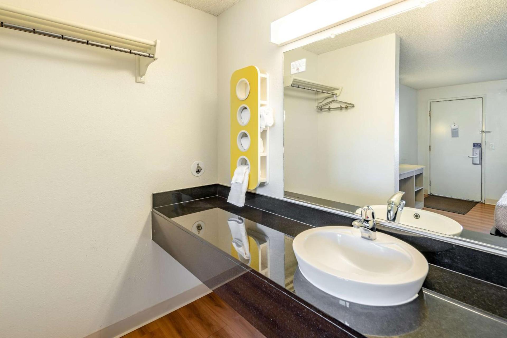 Motel 6 Clarkston WA photo 30