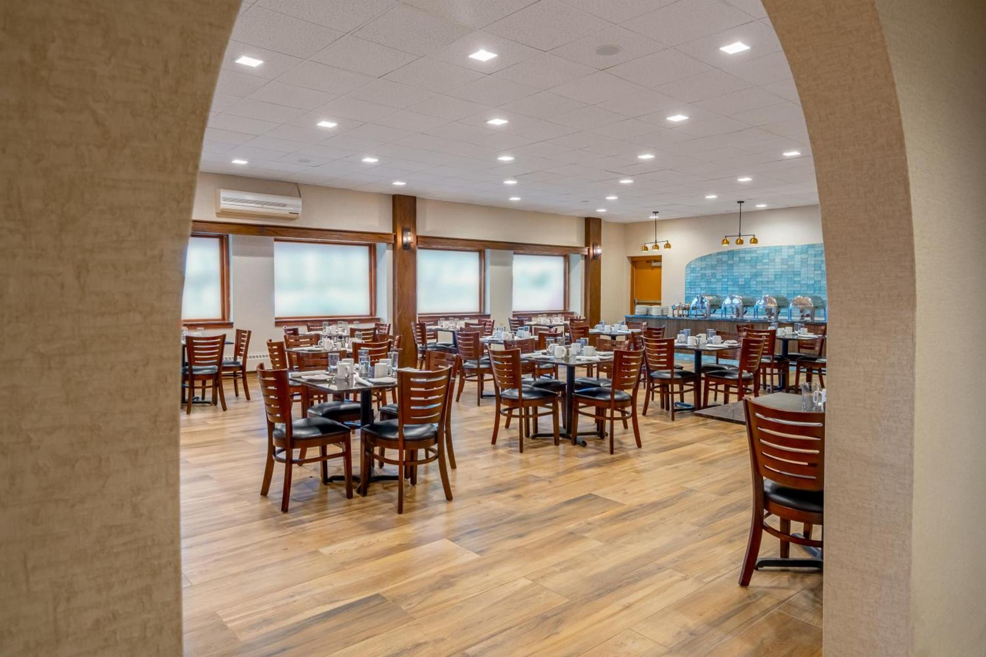 Grand Williston Hotel and Conference Center photo 63