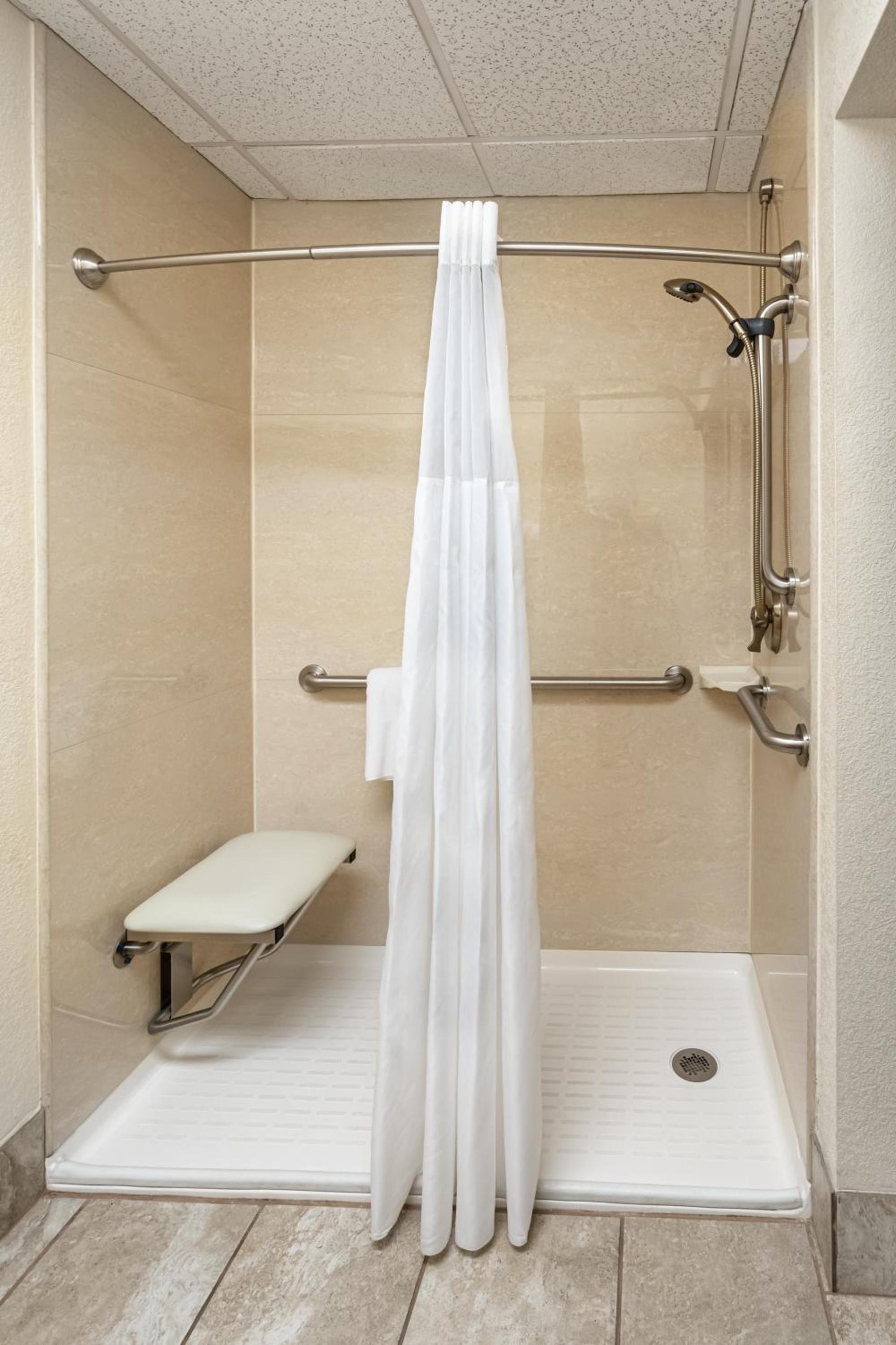 Grand Williston Hotel and Conference Center photo 6