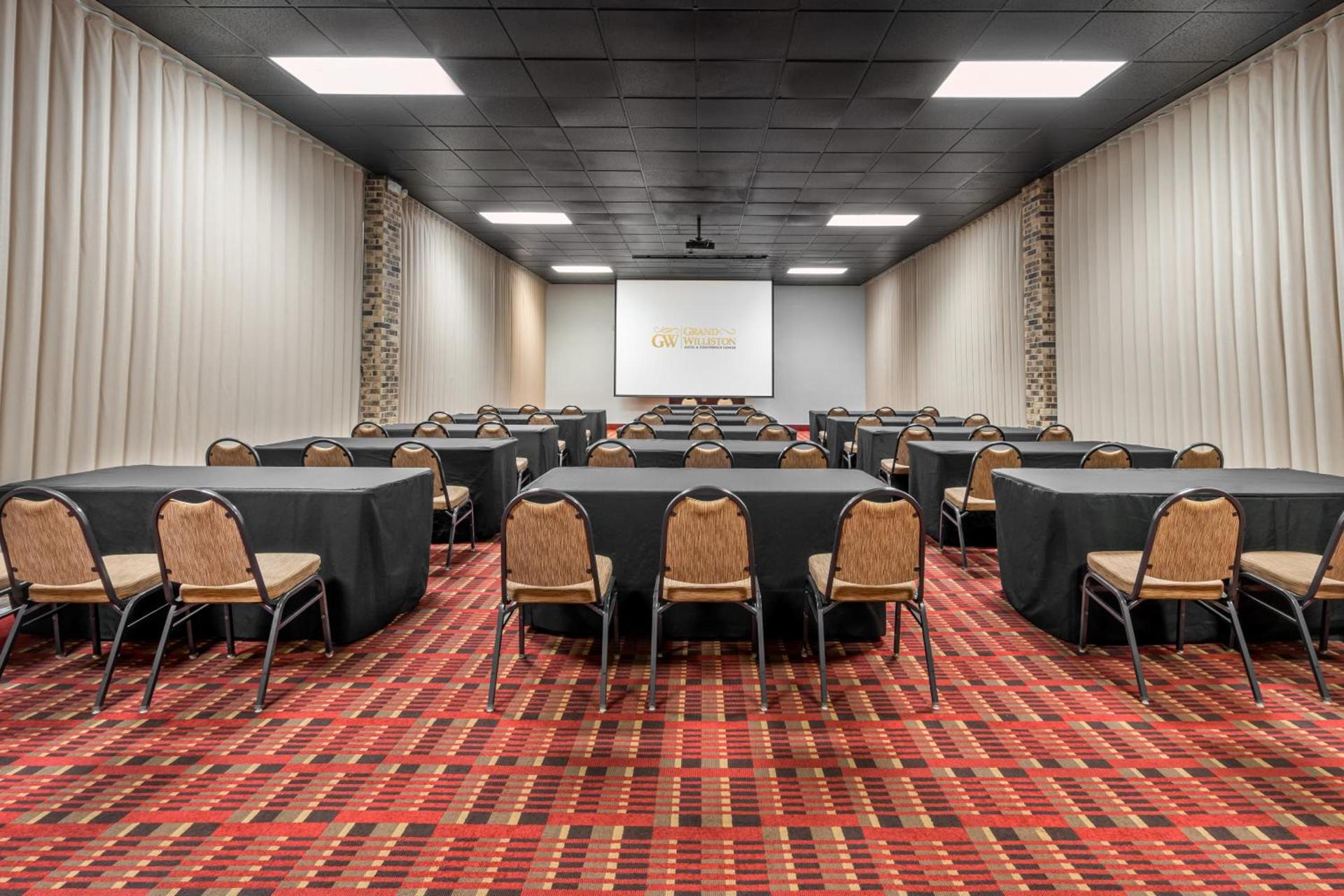 Grand Williston Hotel and Conference Center photo 55