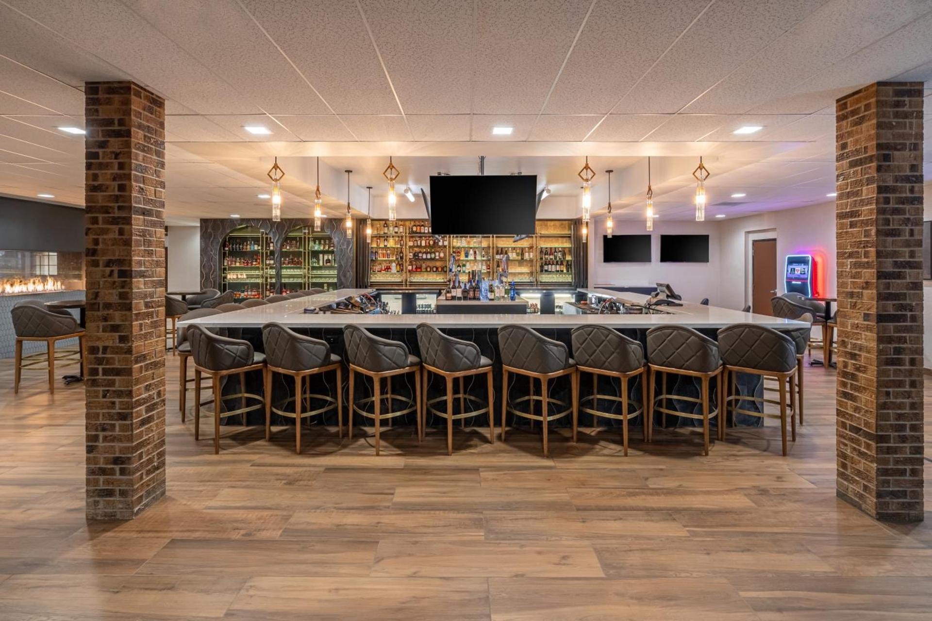 Grand Williston Hotel and Conference Center photo 8