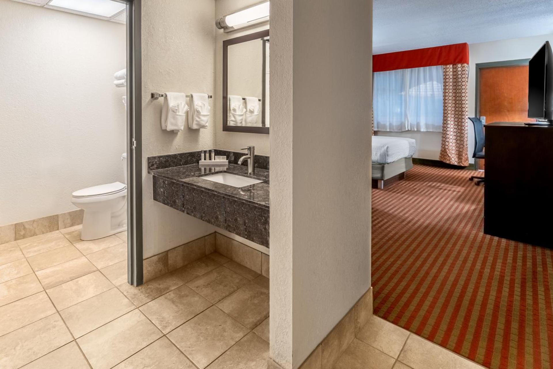 Grand Williston Hotel and Conference Center photo 9
