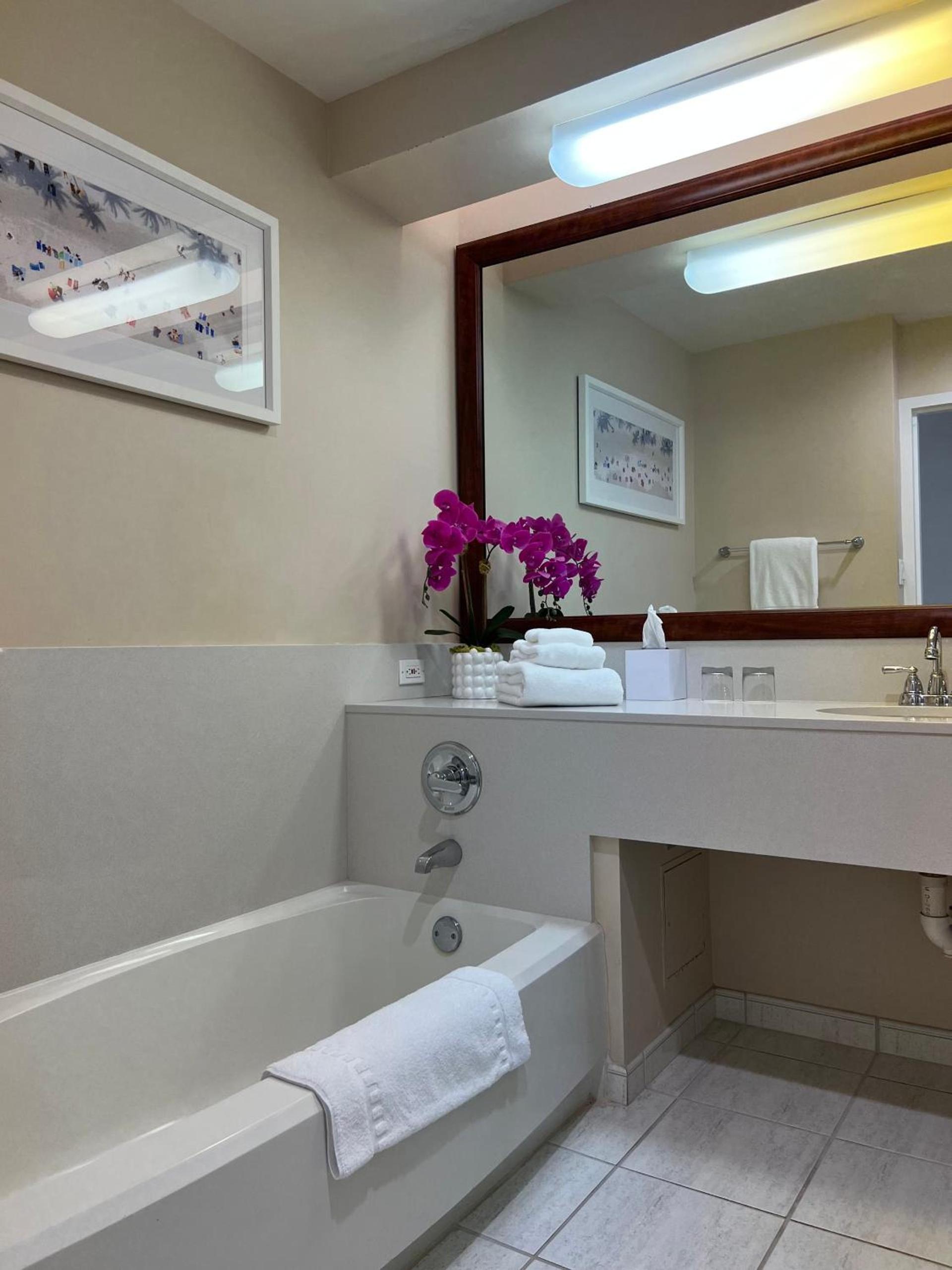 The Capri Inn photo 24