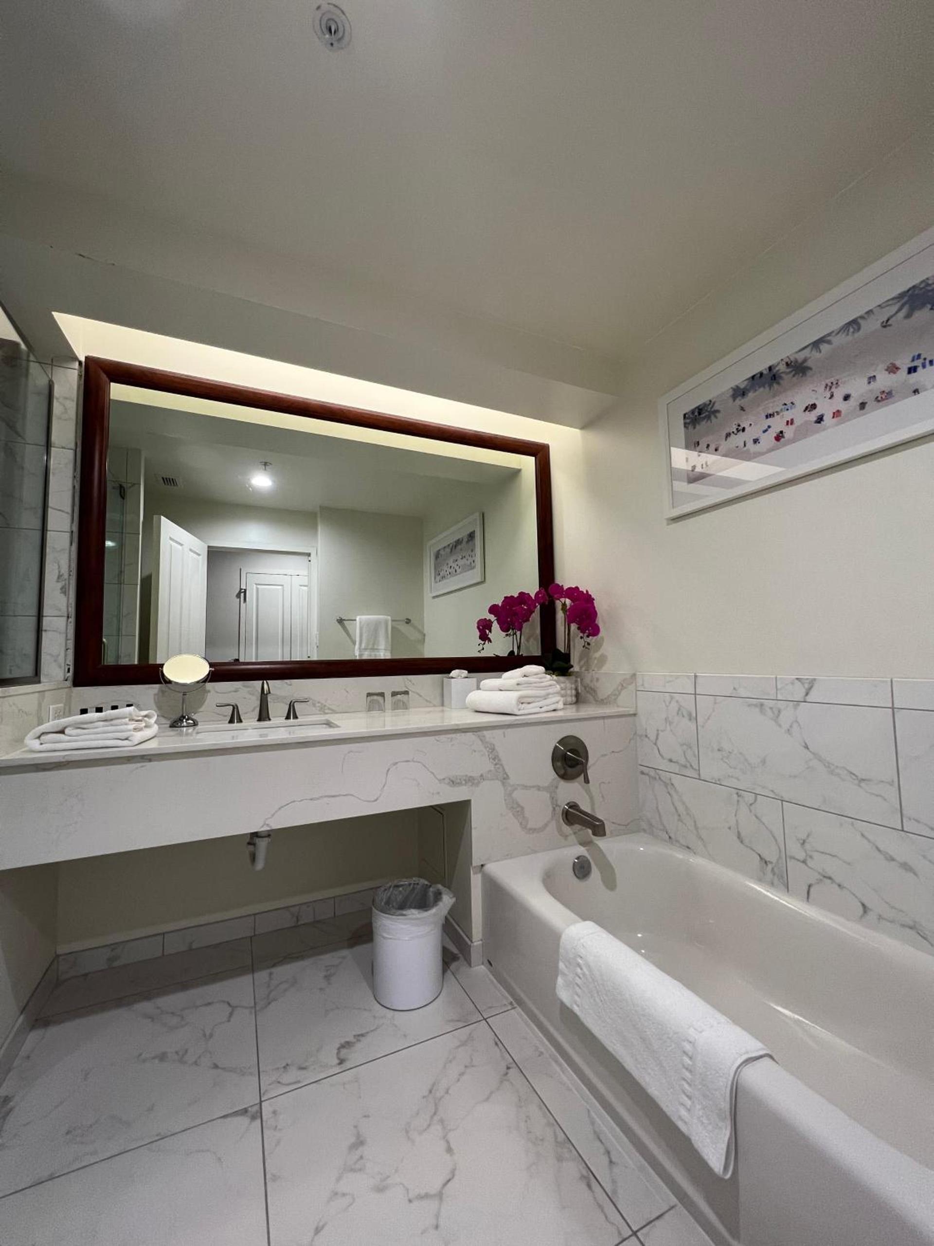 The Capri Inn photo 32