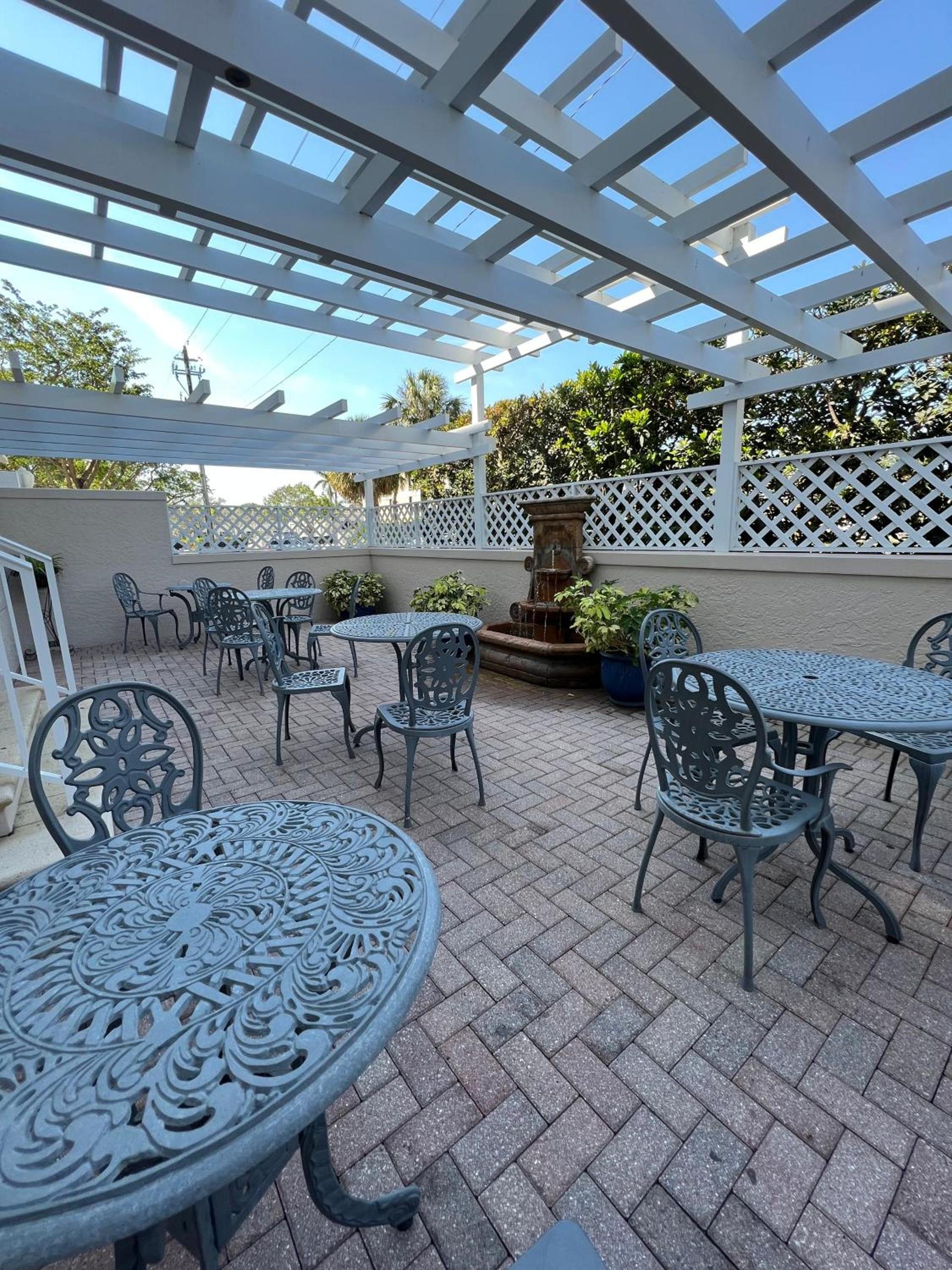 The Capri Inn photo 44