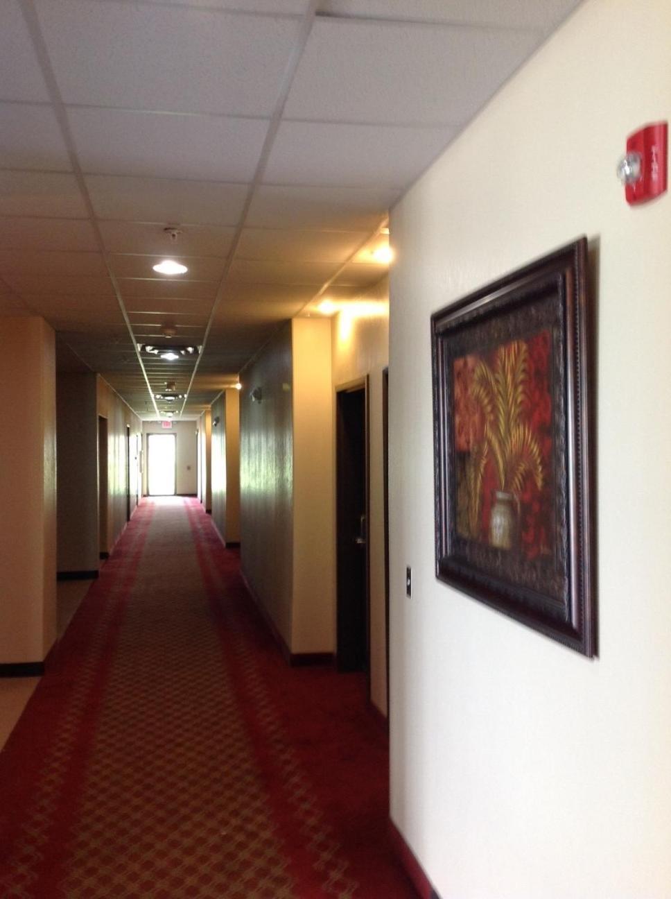 Quality Inn & Suites photo 34