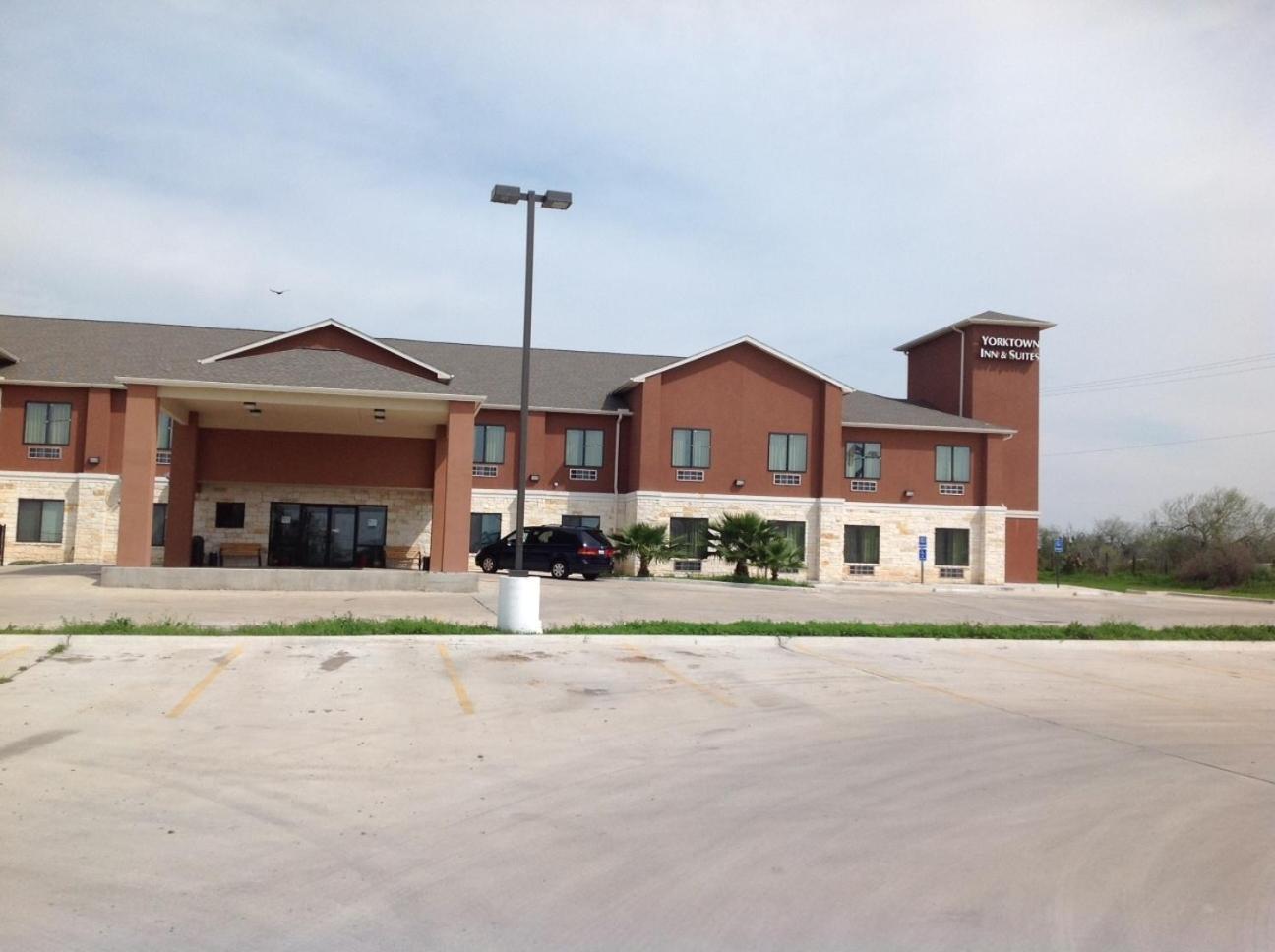 Quality Inn & Suites photo 9