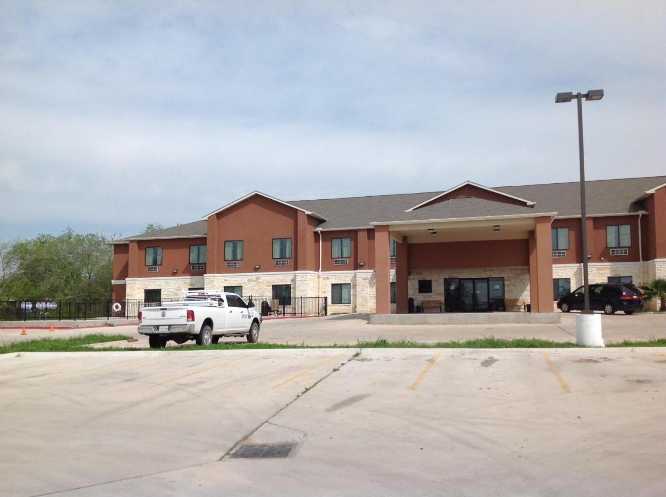 Quality Inn & Suites photo 11