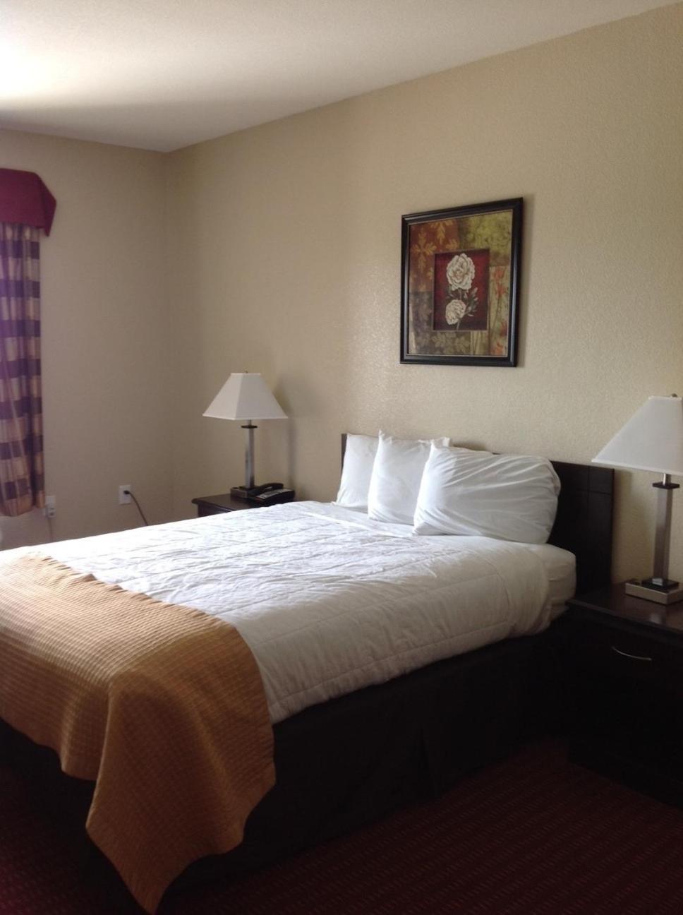Quality Inn & Suites photo 24