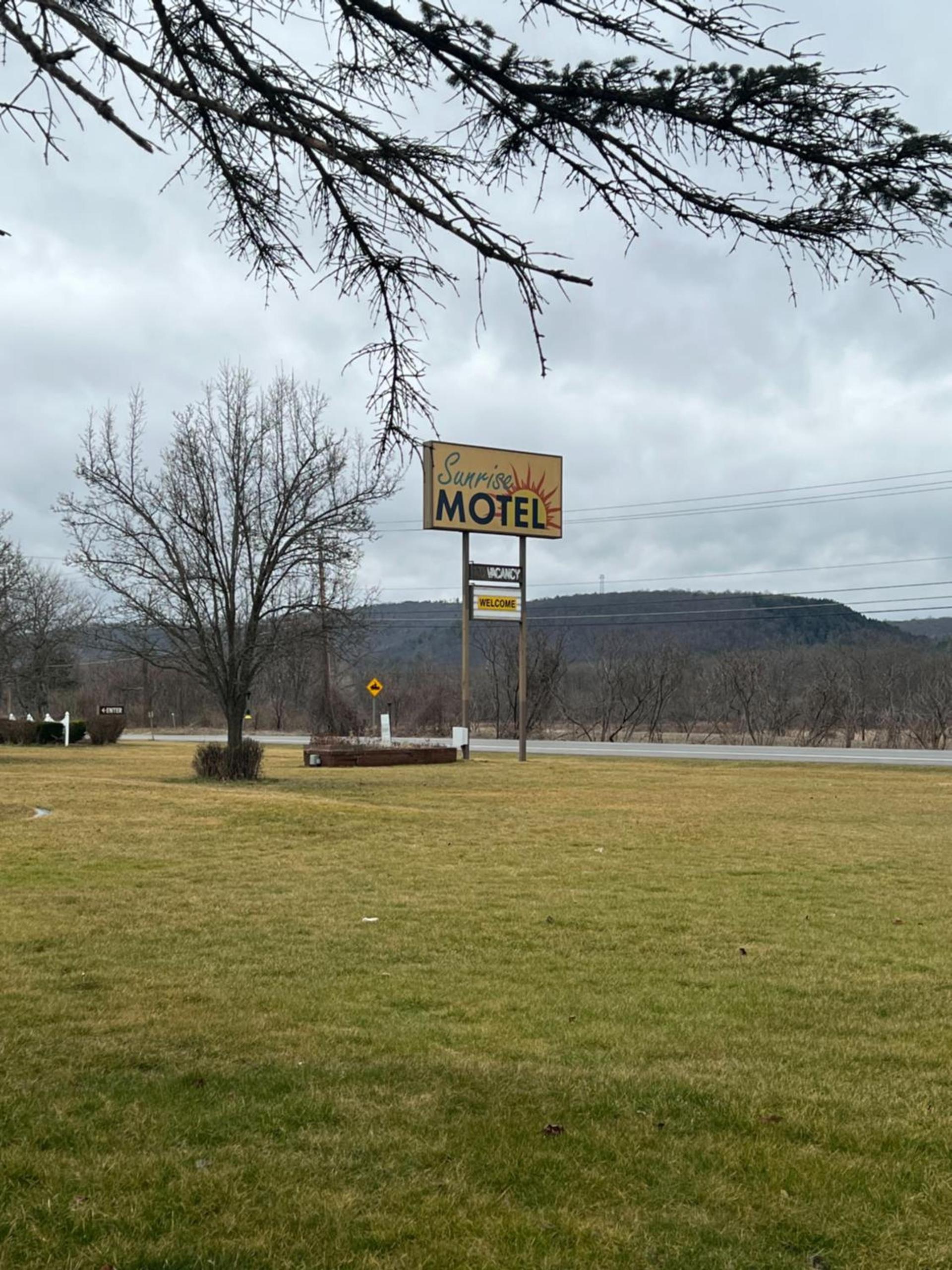Sunrise Motel photo 4