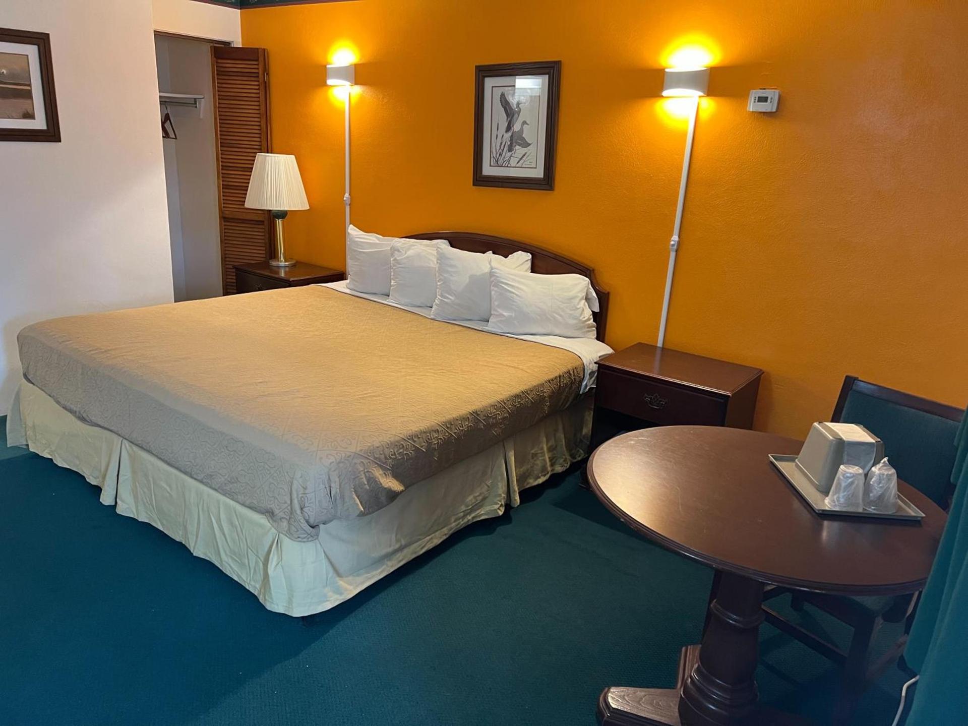 Sunrise Motel photo 2