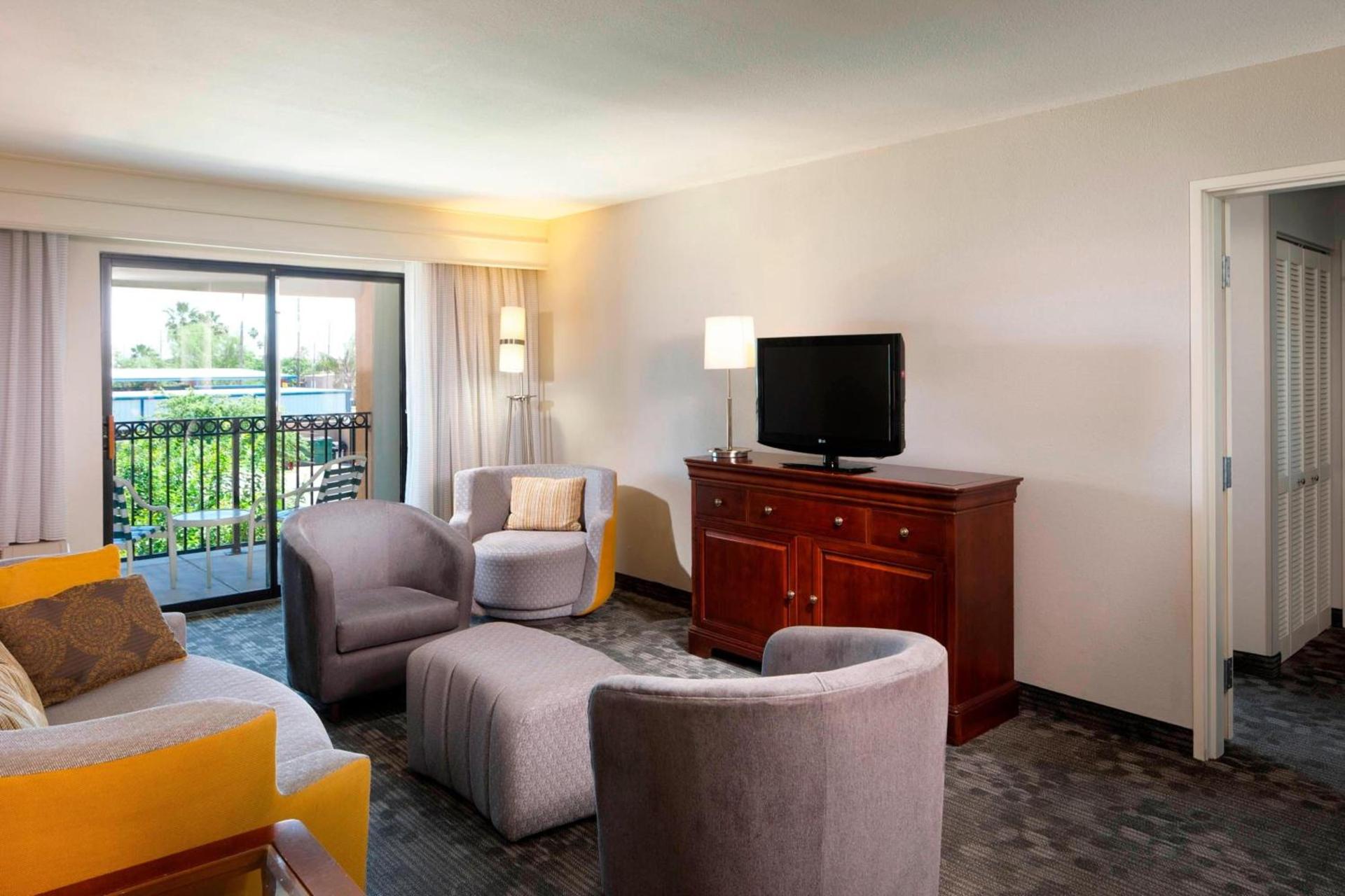 Courtyard by Marriott Brownsville photo 4