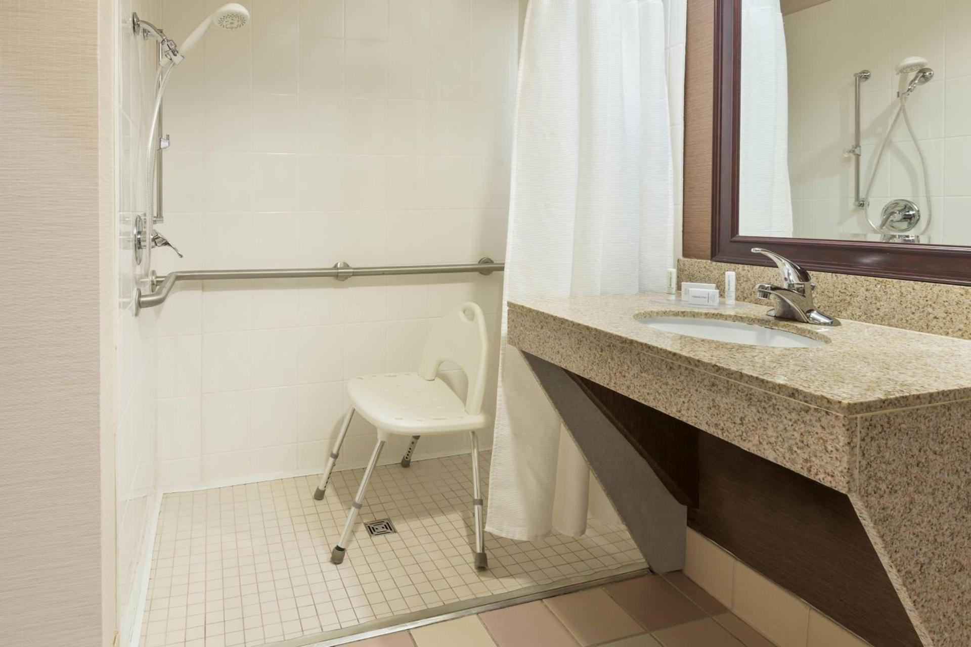 Fairfield Inn & Suites by Marriott Springdale photo 11