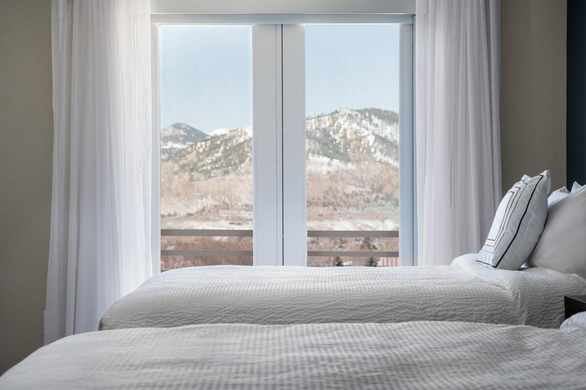 Residence Inn by Marriott Boulder Canyon Boulevard photo 12