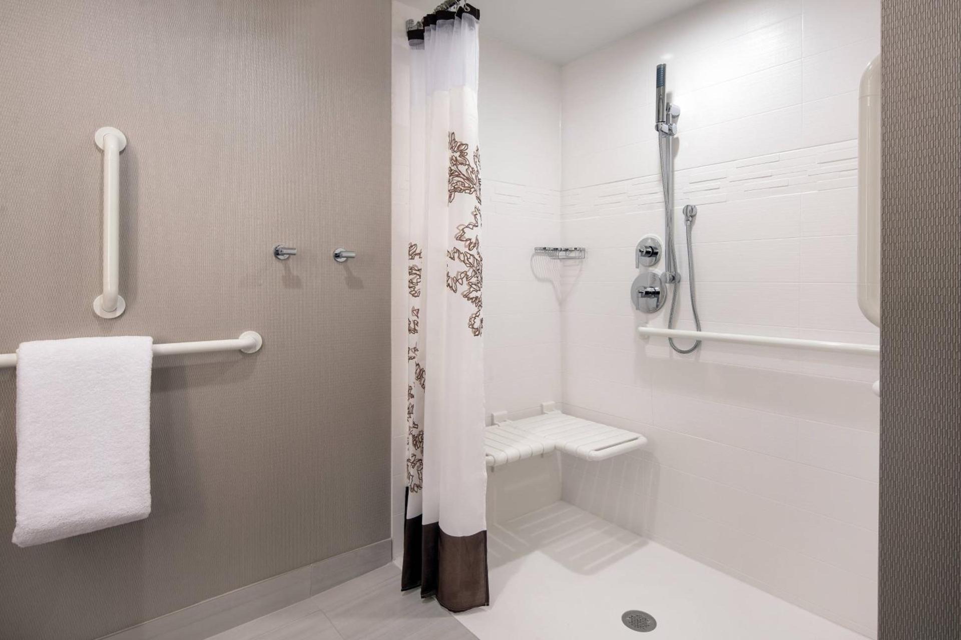 Residence Inn by Marriott Boulder Canyon Boulevard photo 24