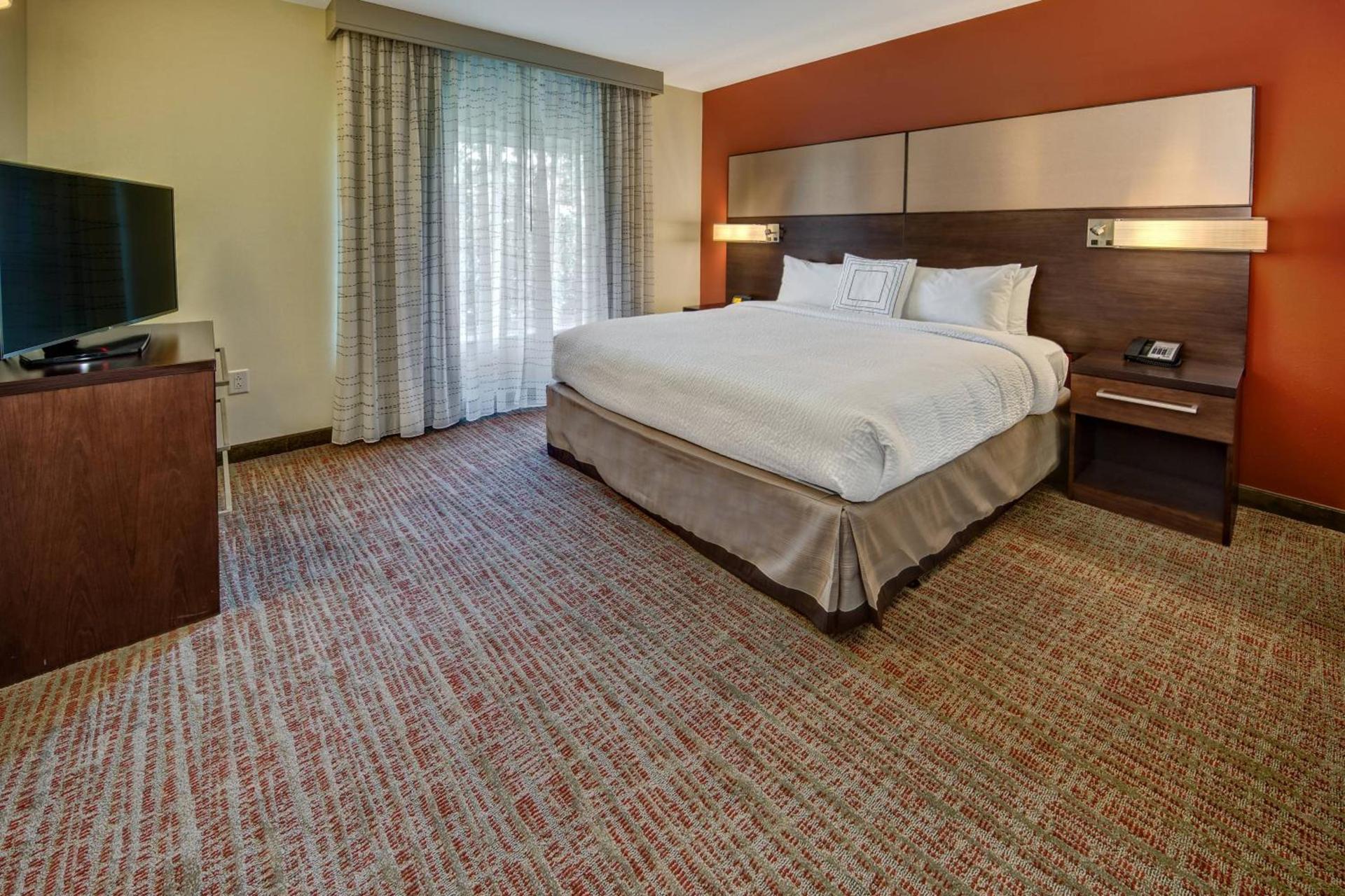 Residence Inn by Marriott Blacksburg-University photo 11
