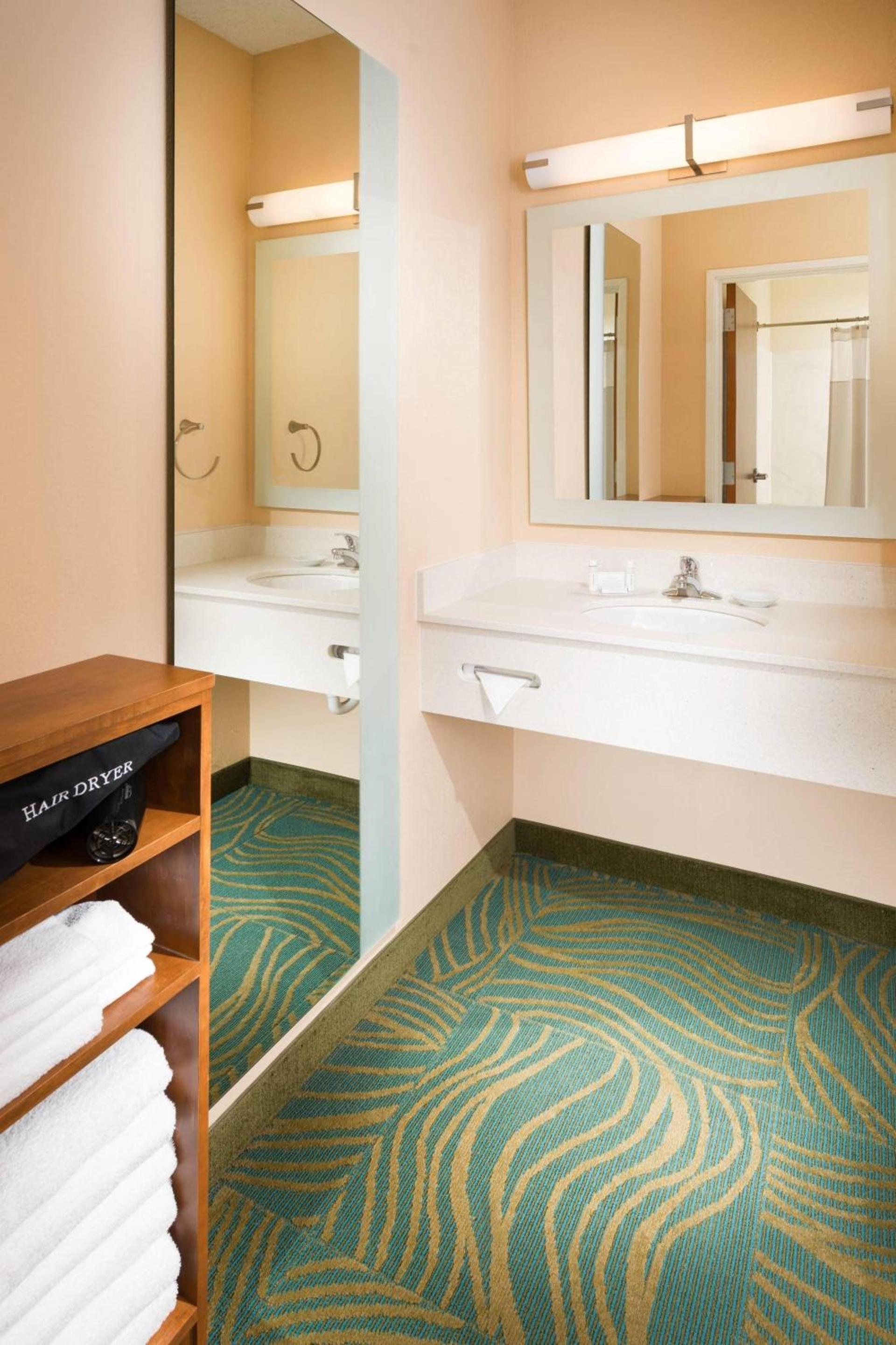 SpringHill Suites by Marriott Bentonville photo 8