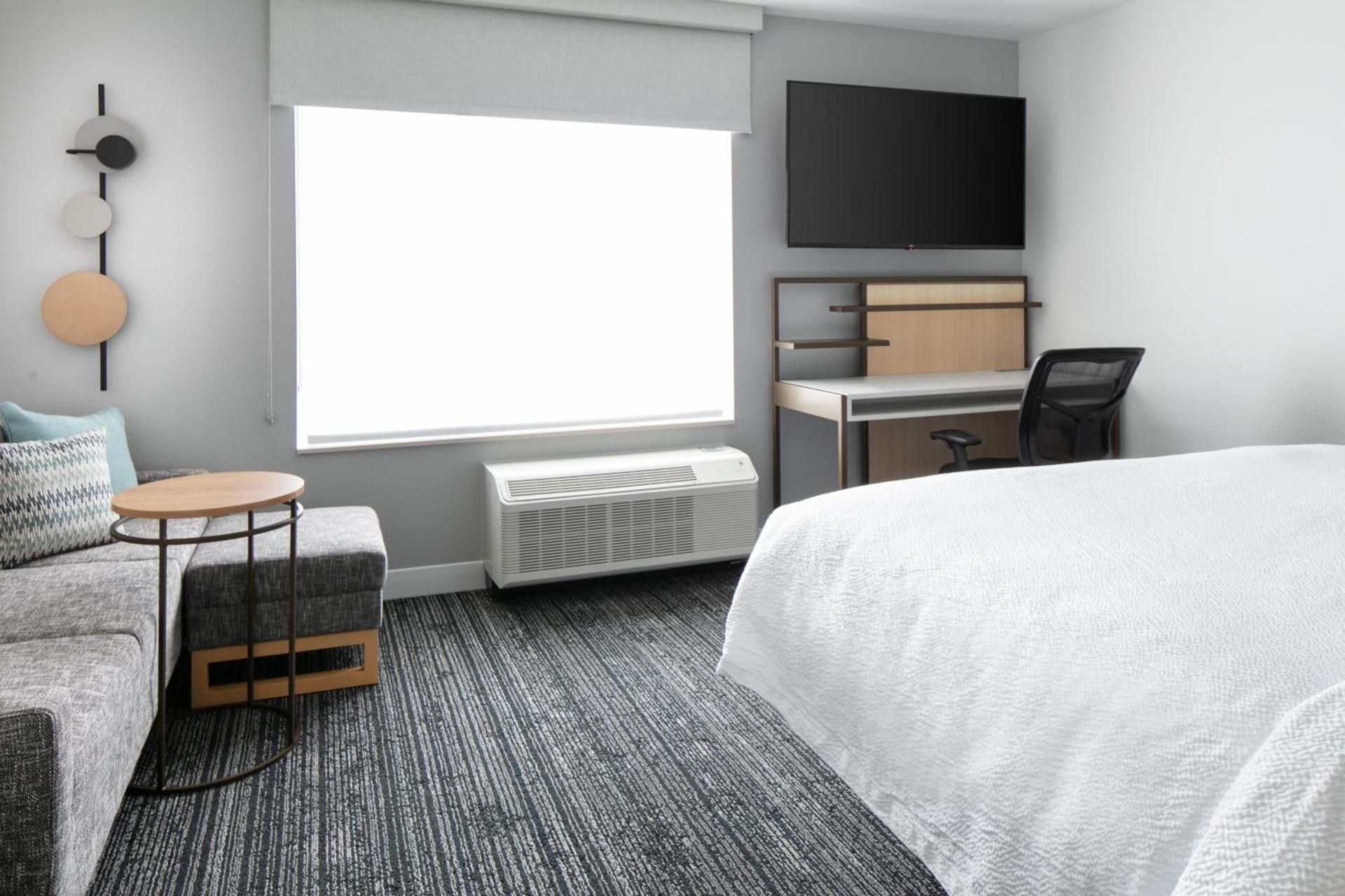 TownePlace Suites by Marriott Oshkosh photo 15