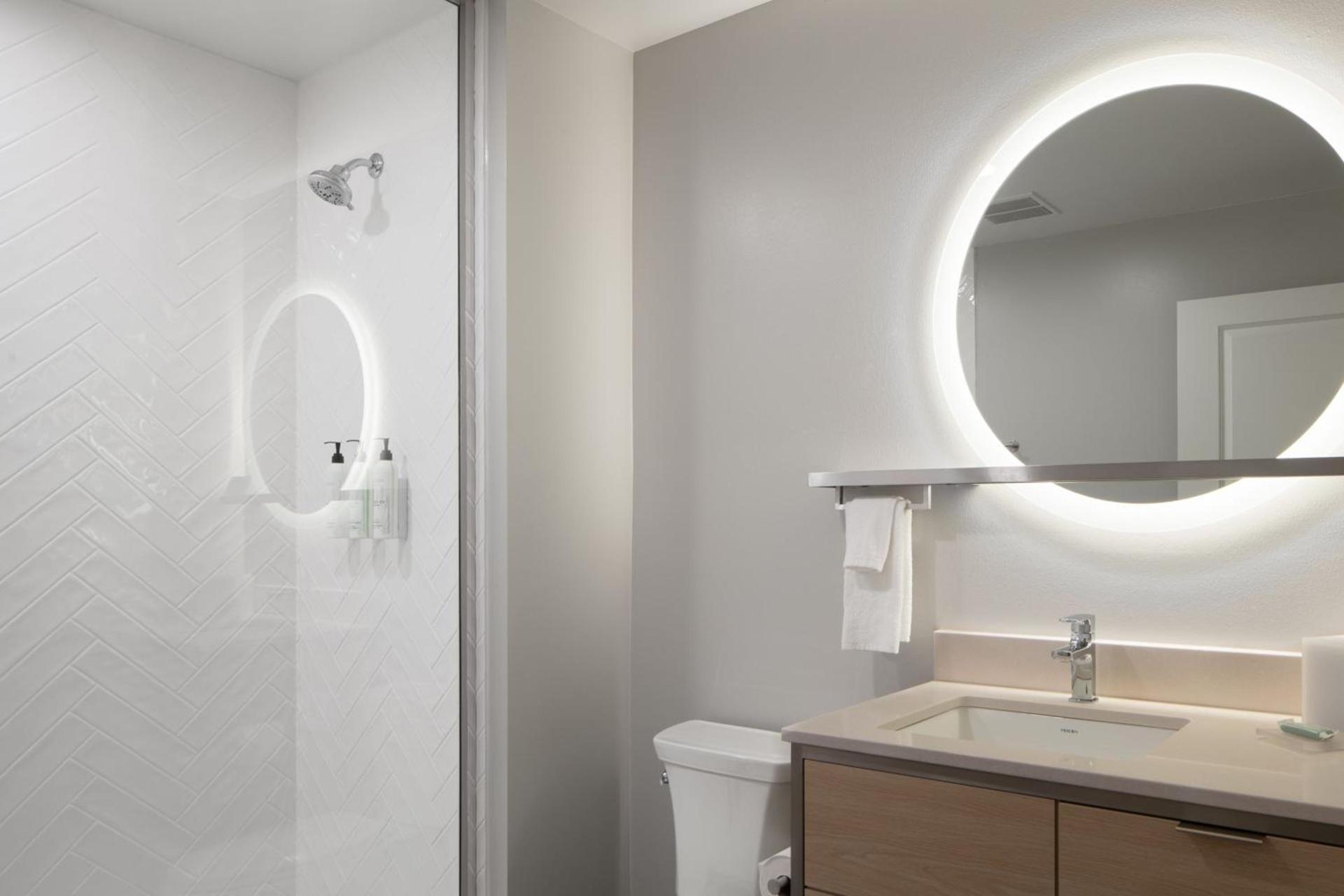 TownePlace Suites by Marriott Oshkosh photo 21