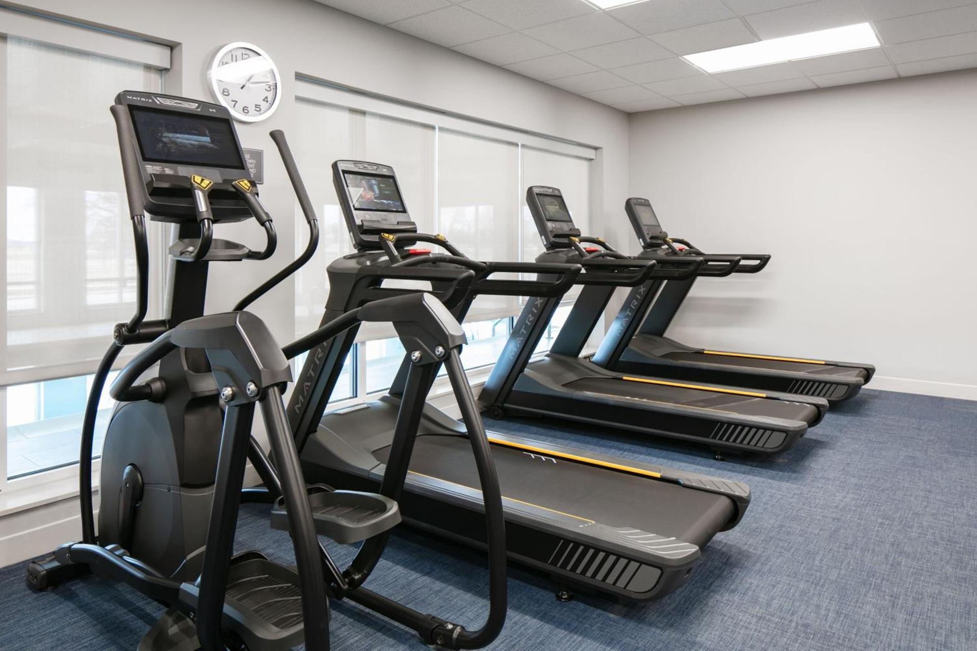 TownePlace Suites by Marriott Oshkosh photo 30