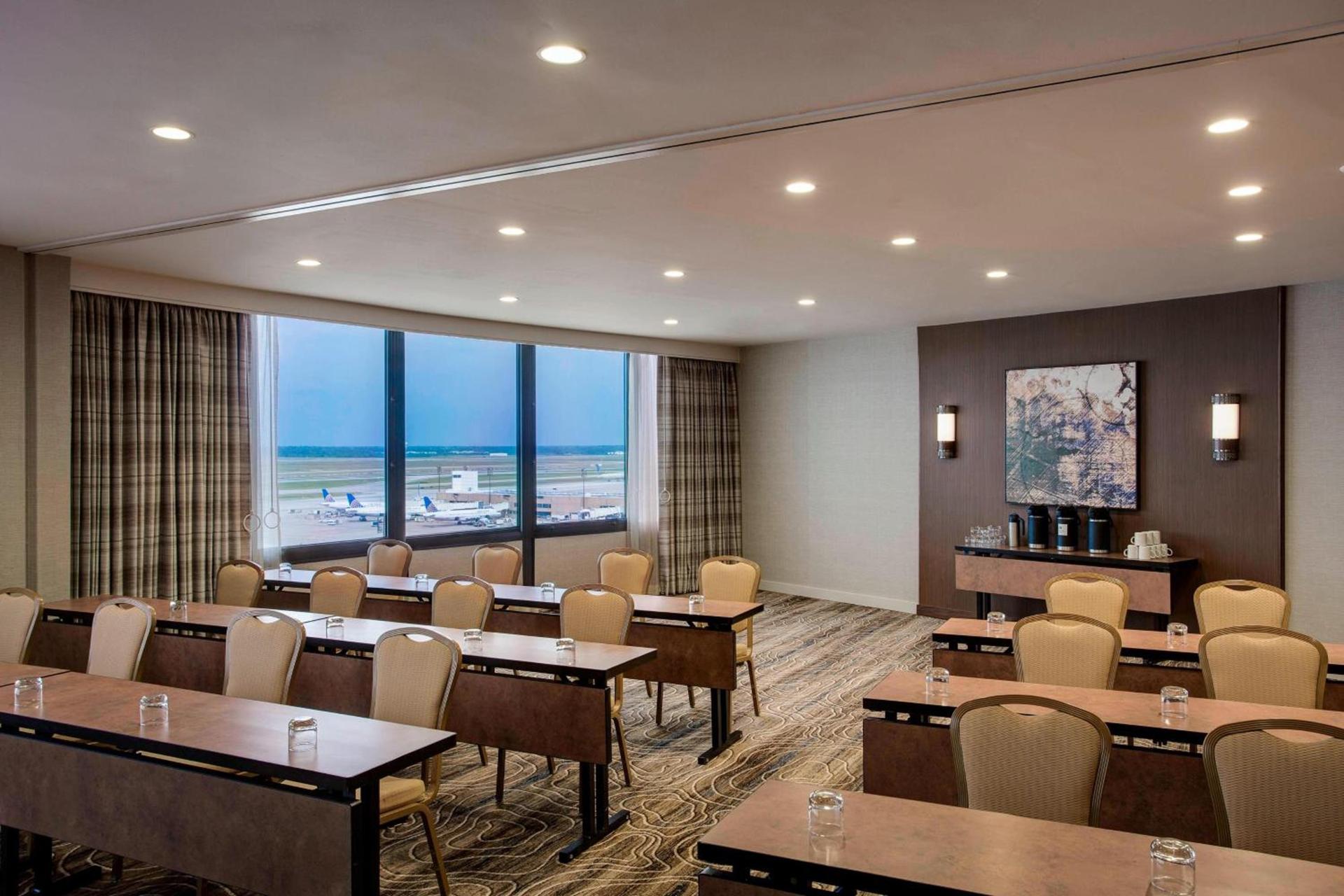 Houston Airport Marriott at George Bush Intercontinental photo 33