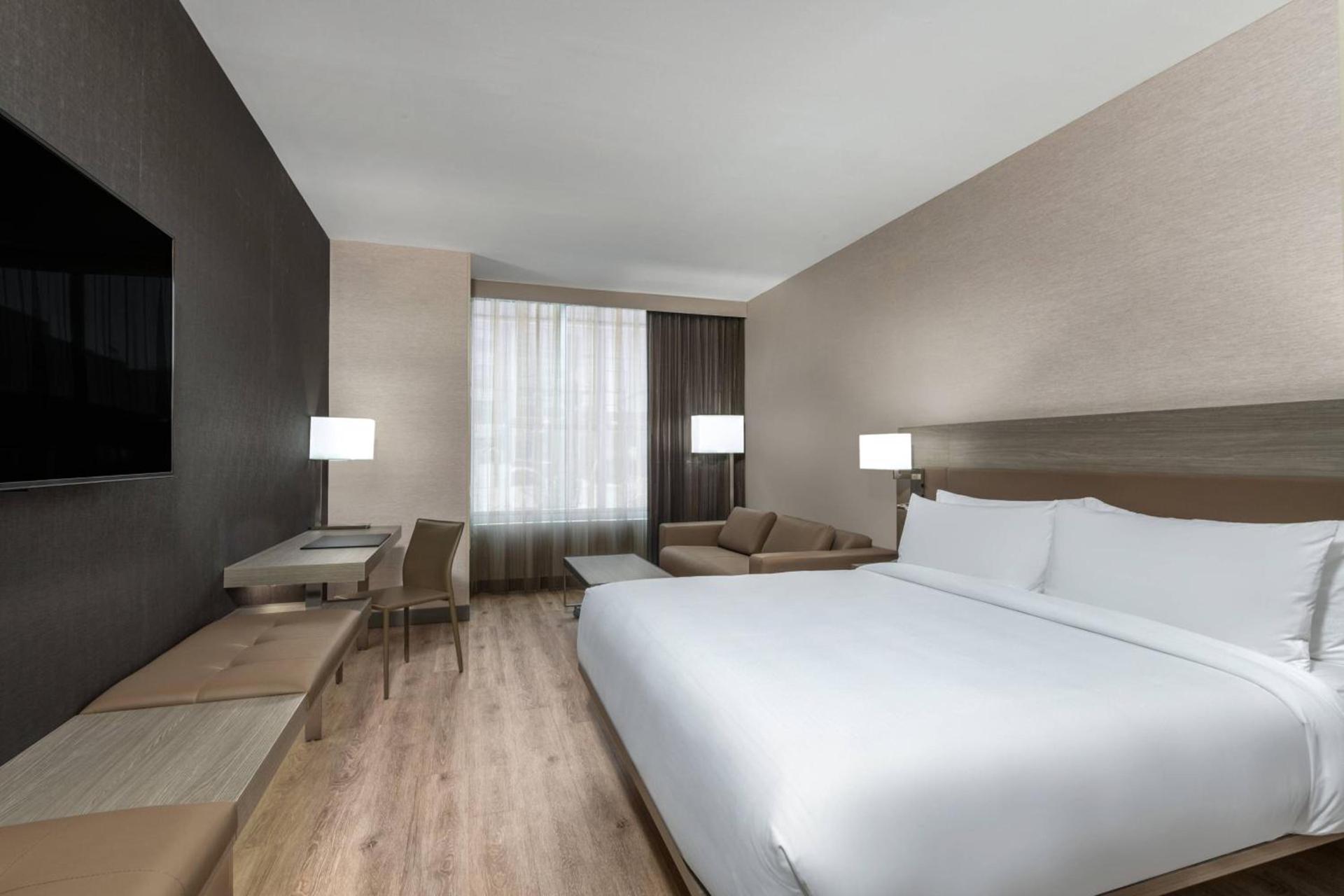 AC Hotel by Marriott Atlanta Midtown photo 13