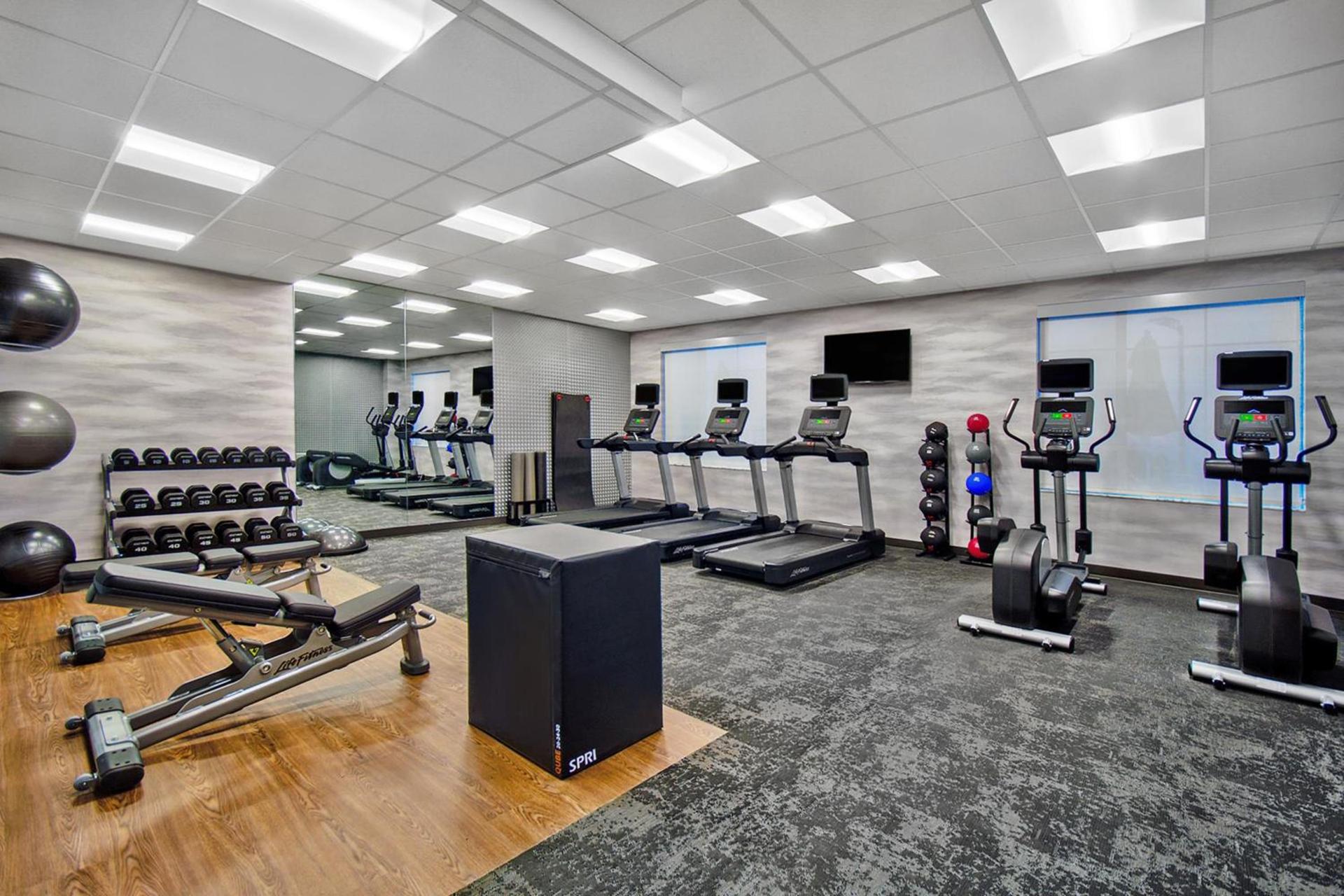 Fairfield by Marriott Inn & Suites Orlando at FLAMINGO CROSSINGS® Town Center photo 35