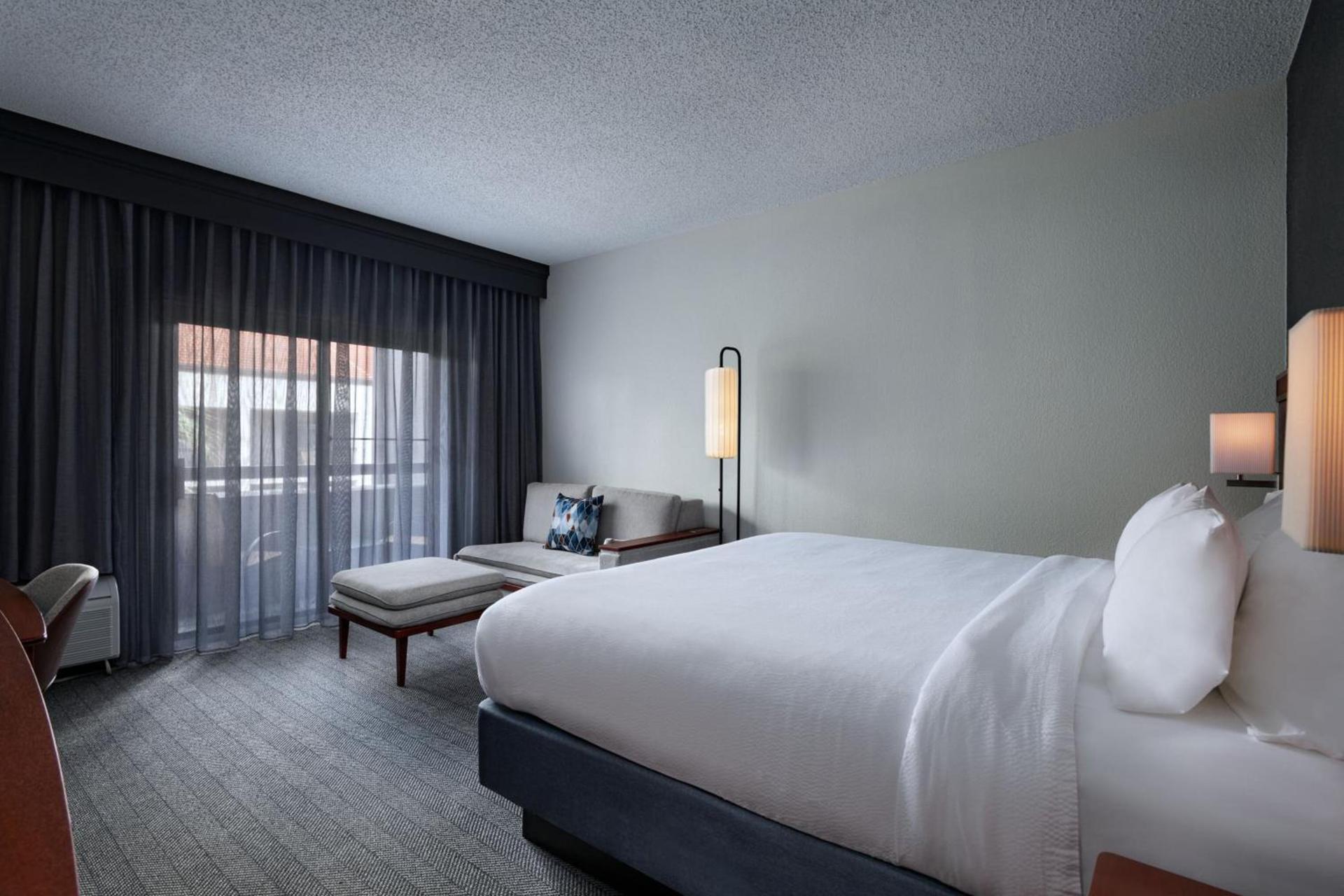 Courtyard by Marriott San Antonio Downtown photo 7