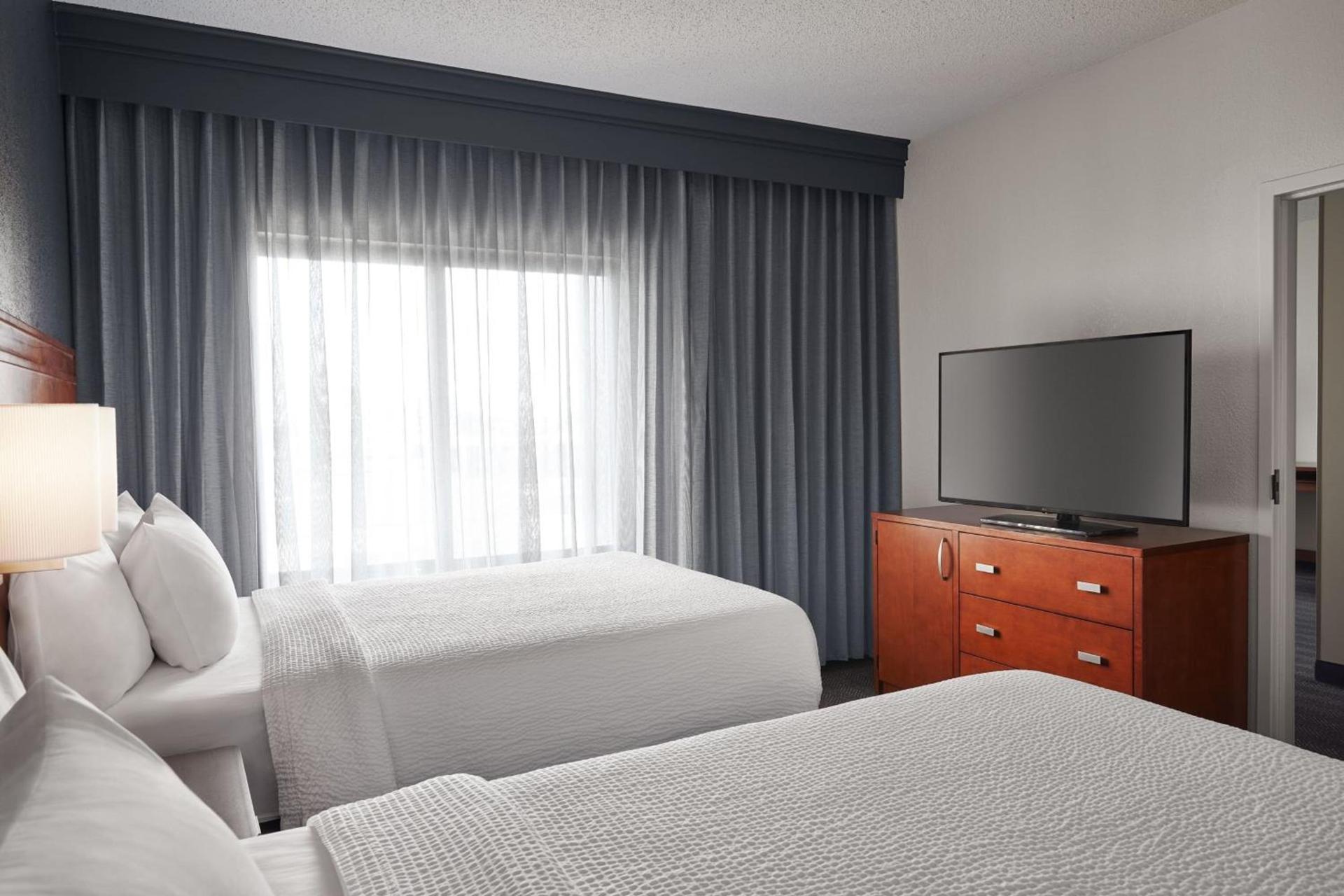 Courtyard by Marriott St. Louis Downtown West photo 21
