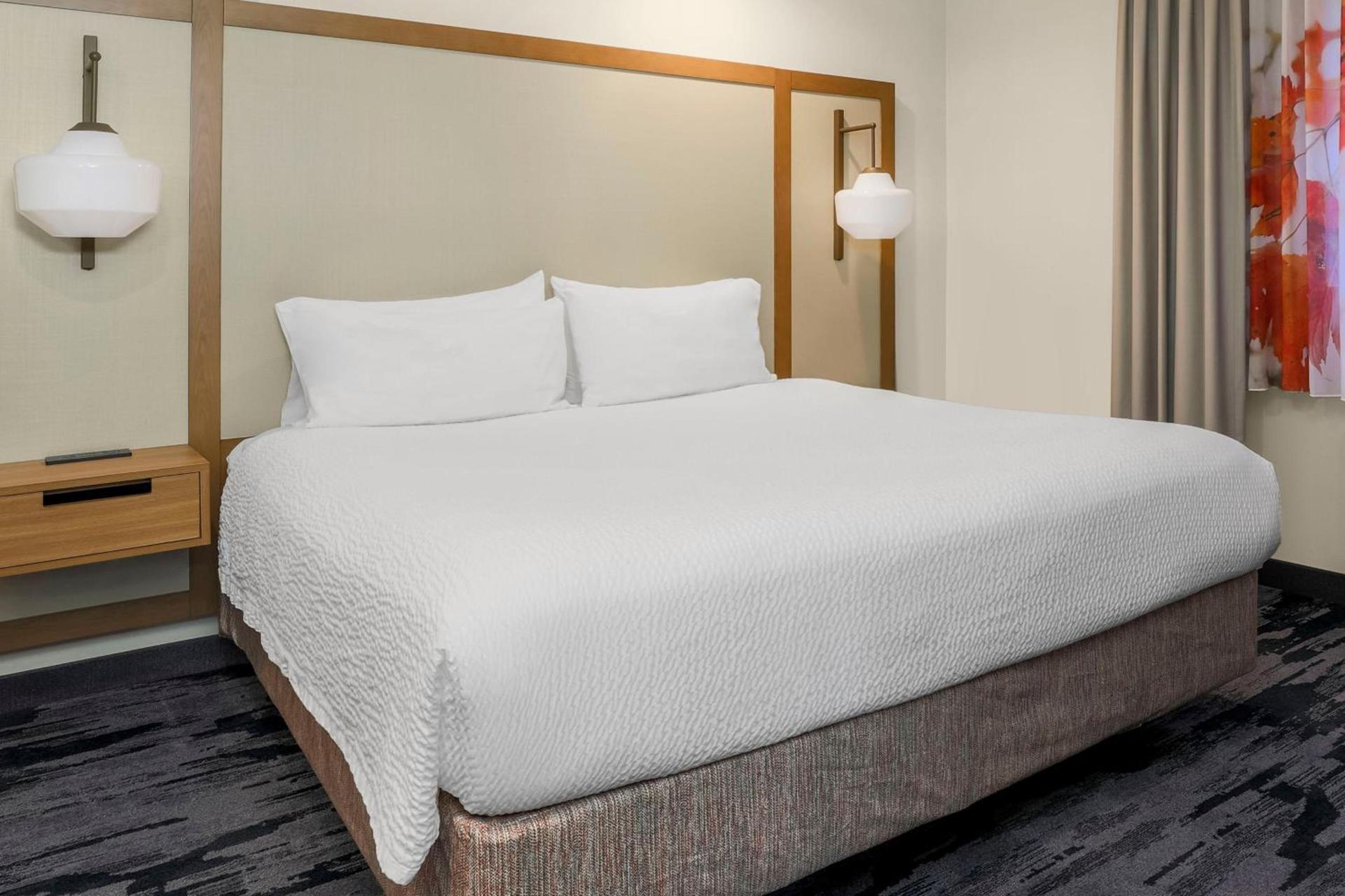 Fairfield Inn and Suites by Marriott San Jose Airport photo 9