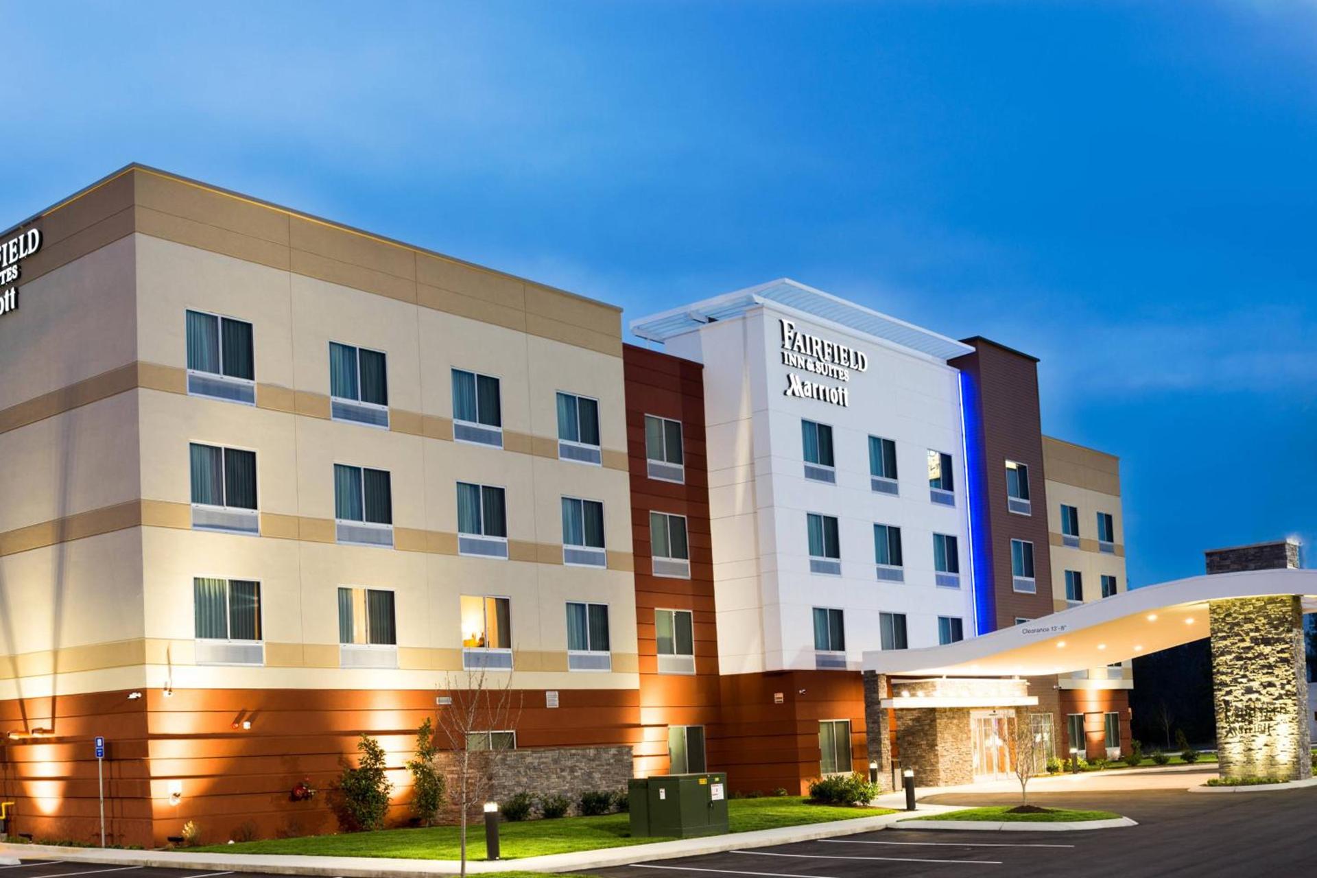 Fairfield Inn & Suites by Marriott Dickson photo 2