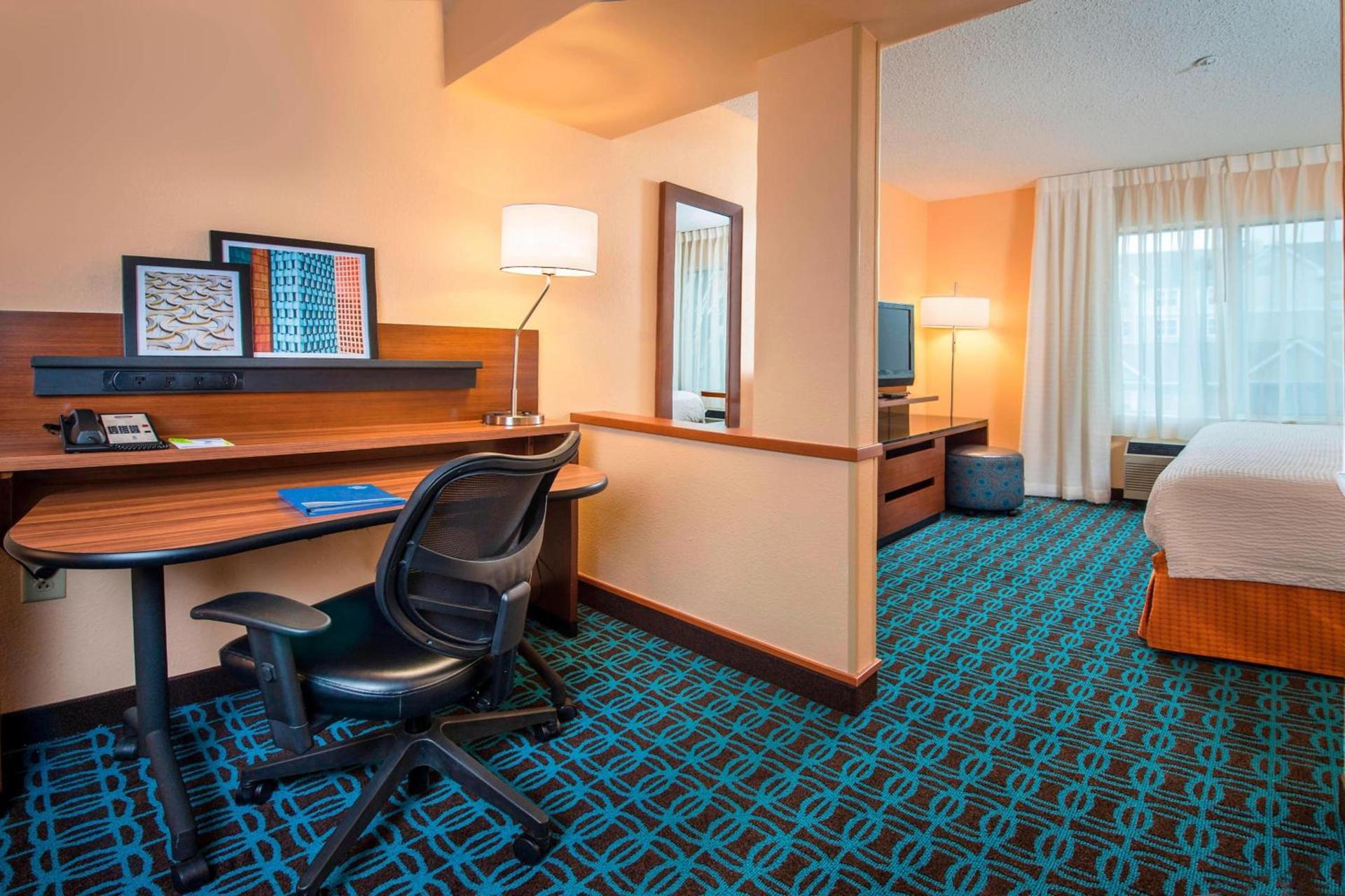 Fairfield Inn & Suites by Marriott Frederick photo 14