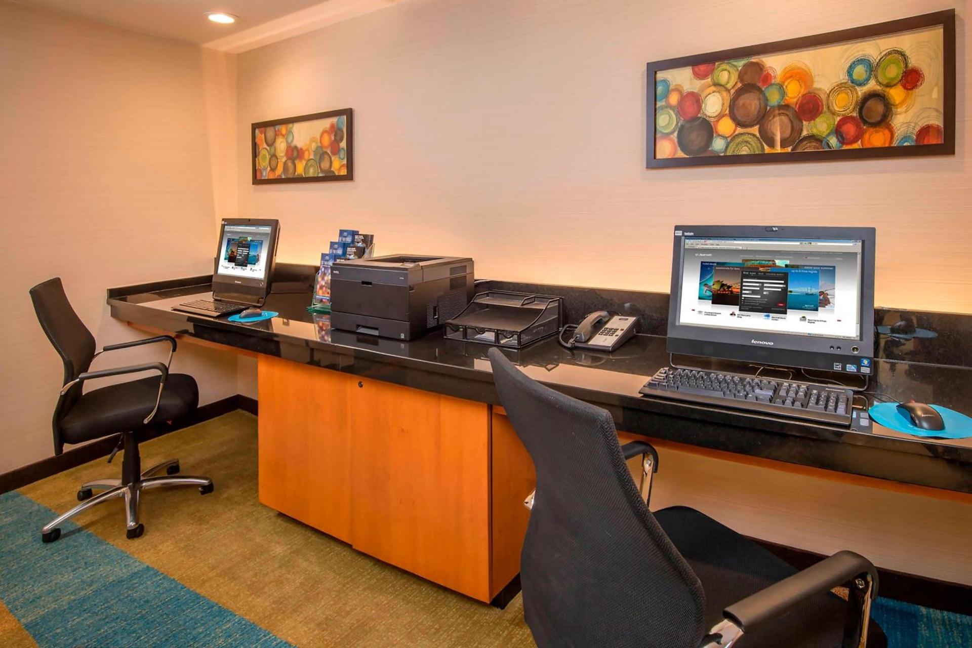 Fairfield Inn & Suites by Marriott Frederick photo 17