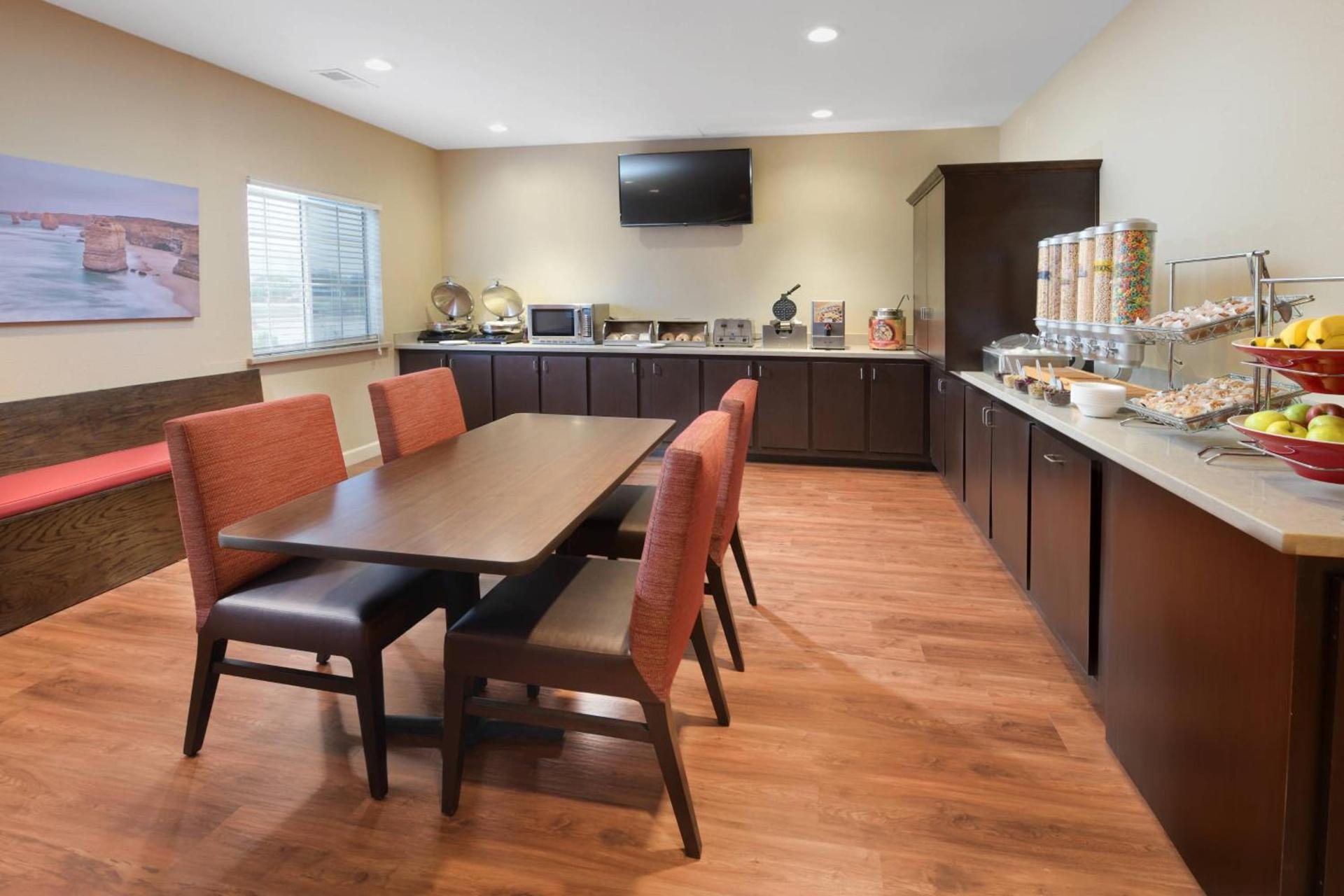 TownePlace Suites by Marriott Lake Jackson Clute photo 15
