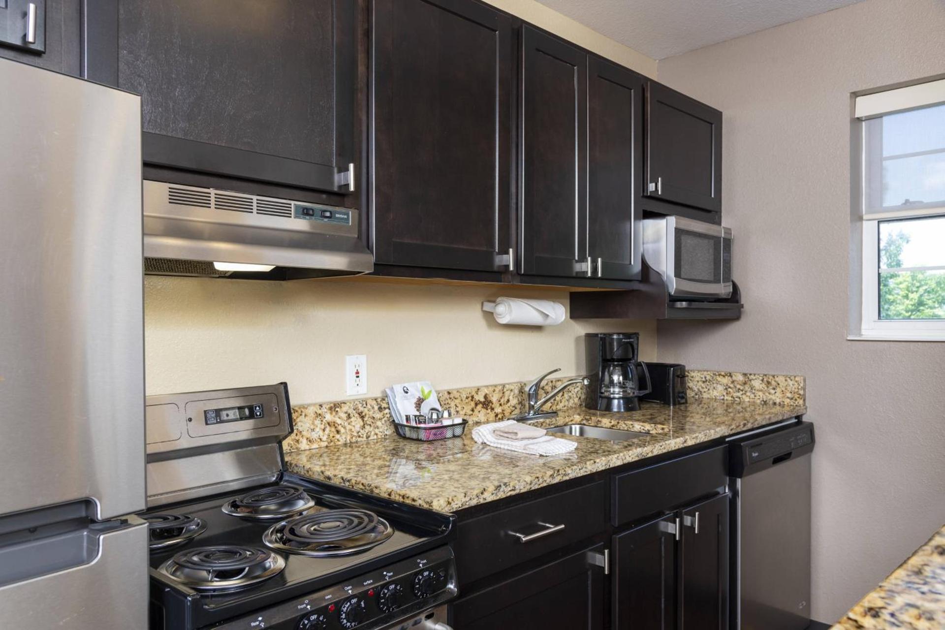 TownePlace Suites by Marriott East Lansing photo 9