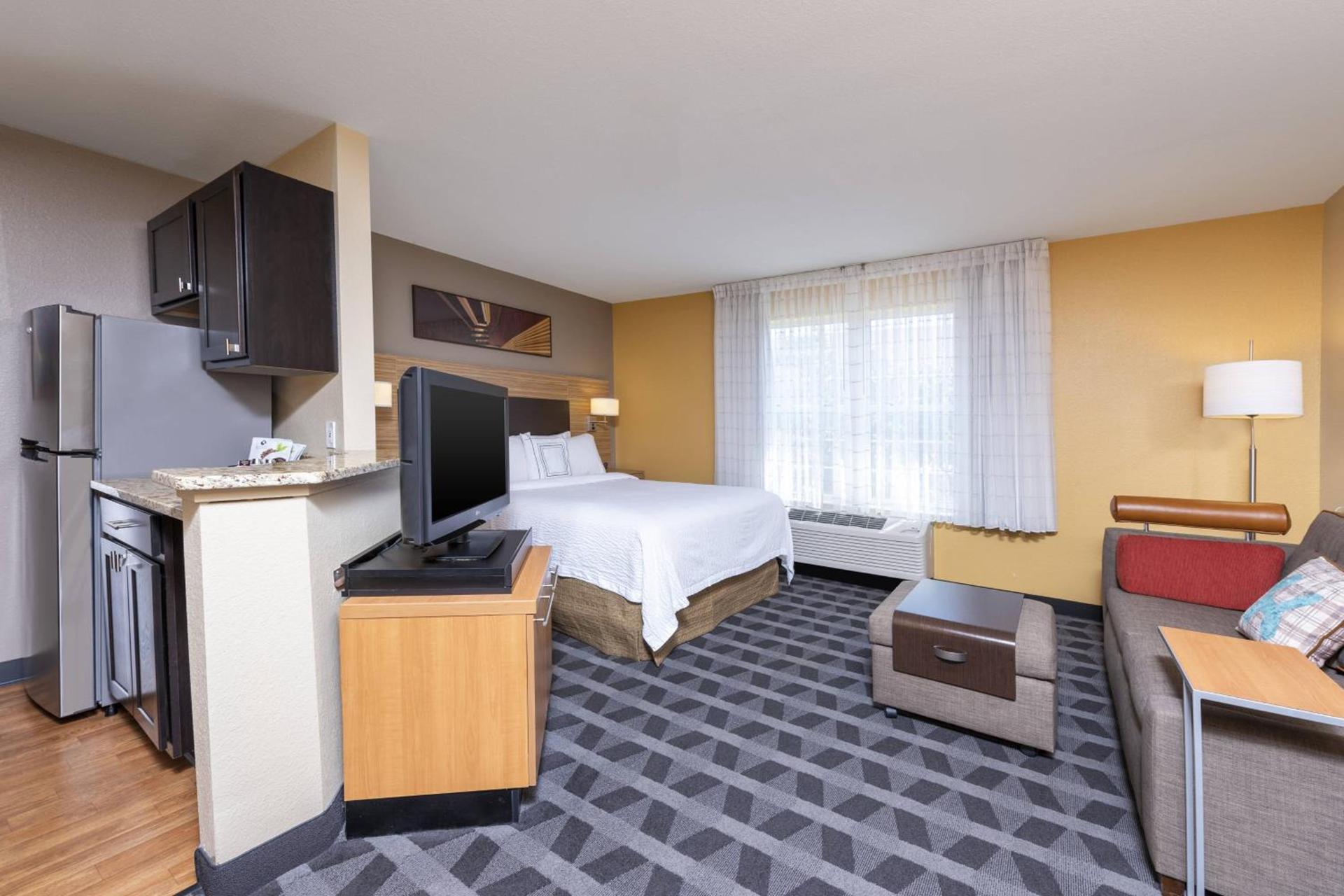 TownePlace Suites by Marriott East Lansing photo 13