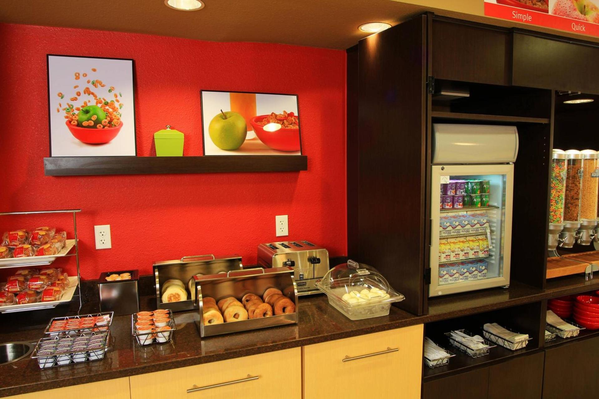 TownePlace Suites by Marriott East Lansing photo 25