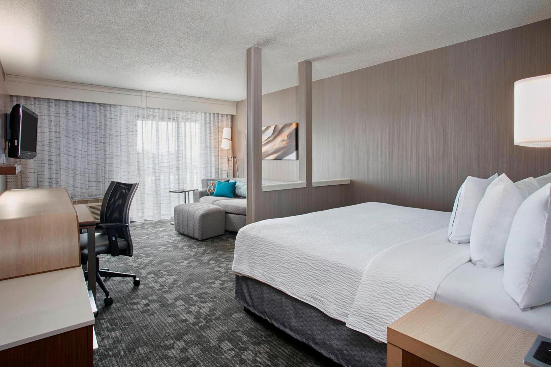Courtyard by Marriott Detroit Pontiac/Auburn Hills photo 10