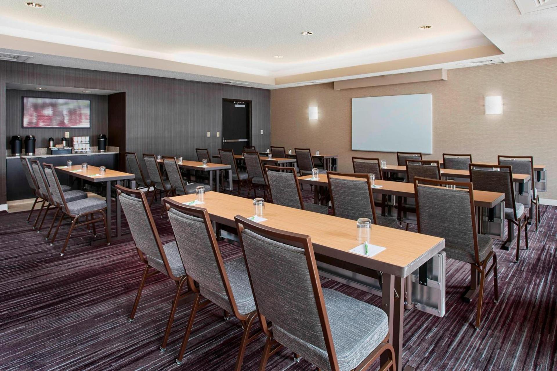 Courtyard by Marriott Detroit Pontiac/Auburn Hills photo 29