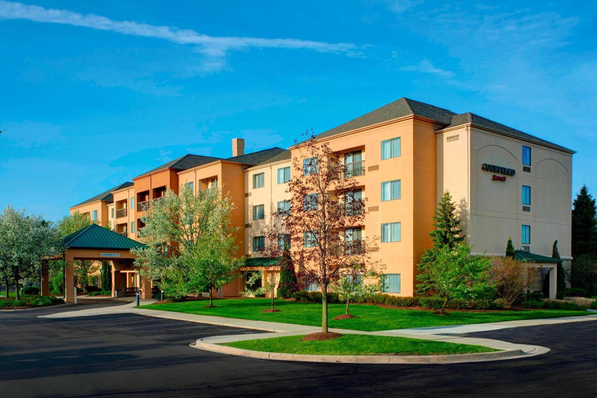 Courtyard by Marriott Detroit Pontiac/Auburn Hills photo 1