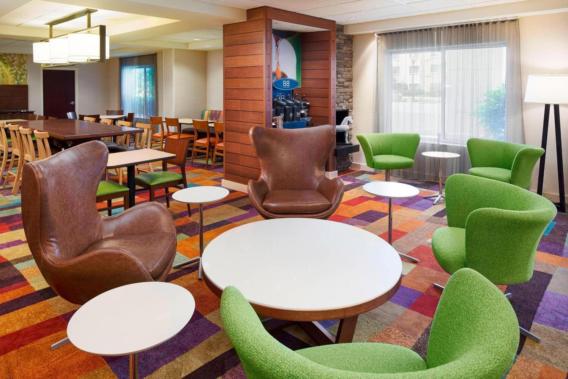 Fairfield Inn & Suites Chicago Midway Airport photo 3
