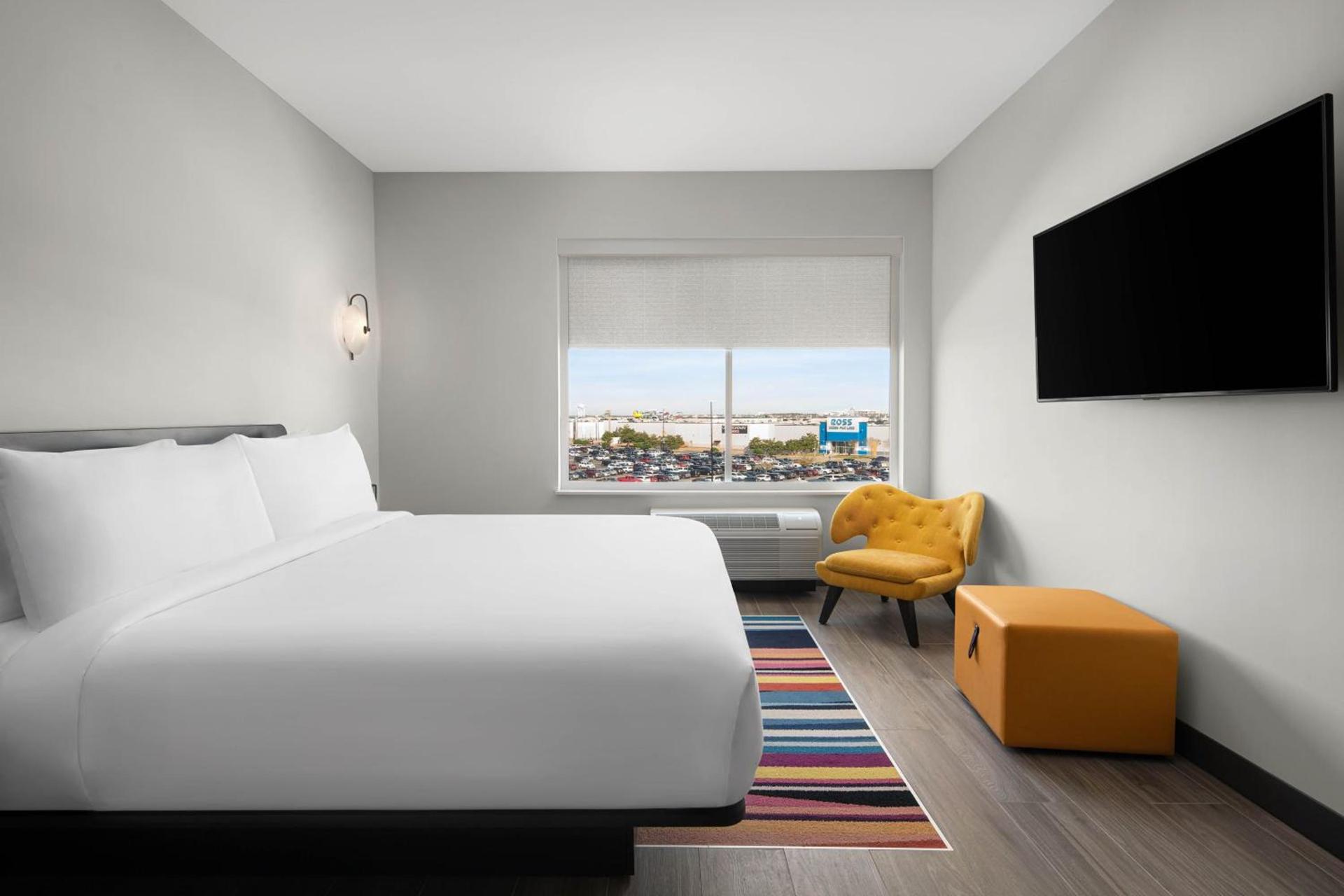 Aloft by Marriott Katy Mills photo 13