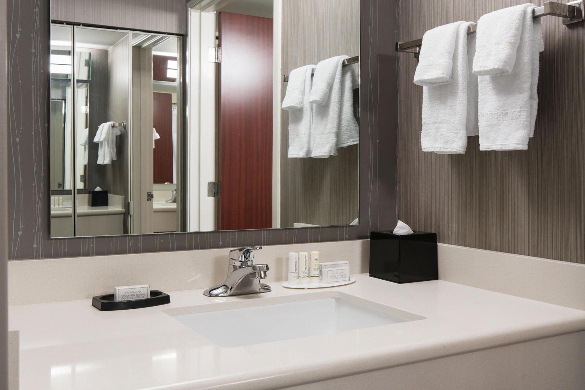 Courtyard by Marriott Seattle Federal Way photo 7